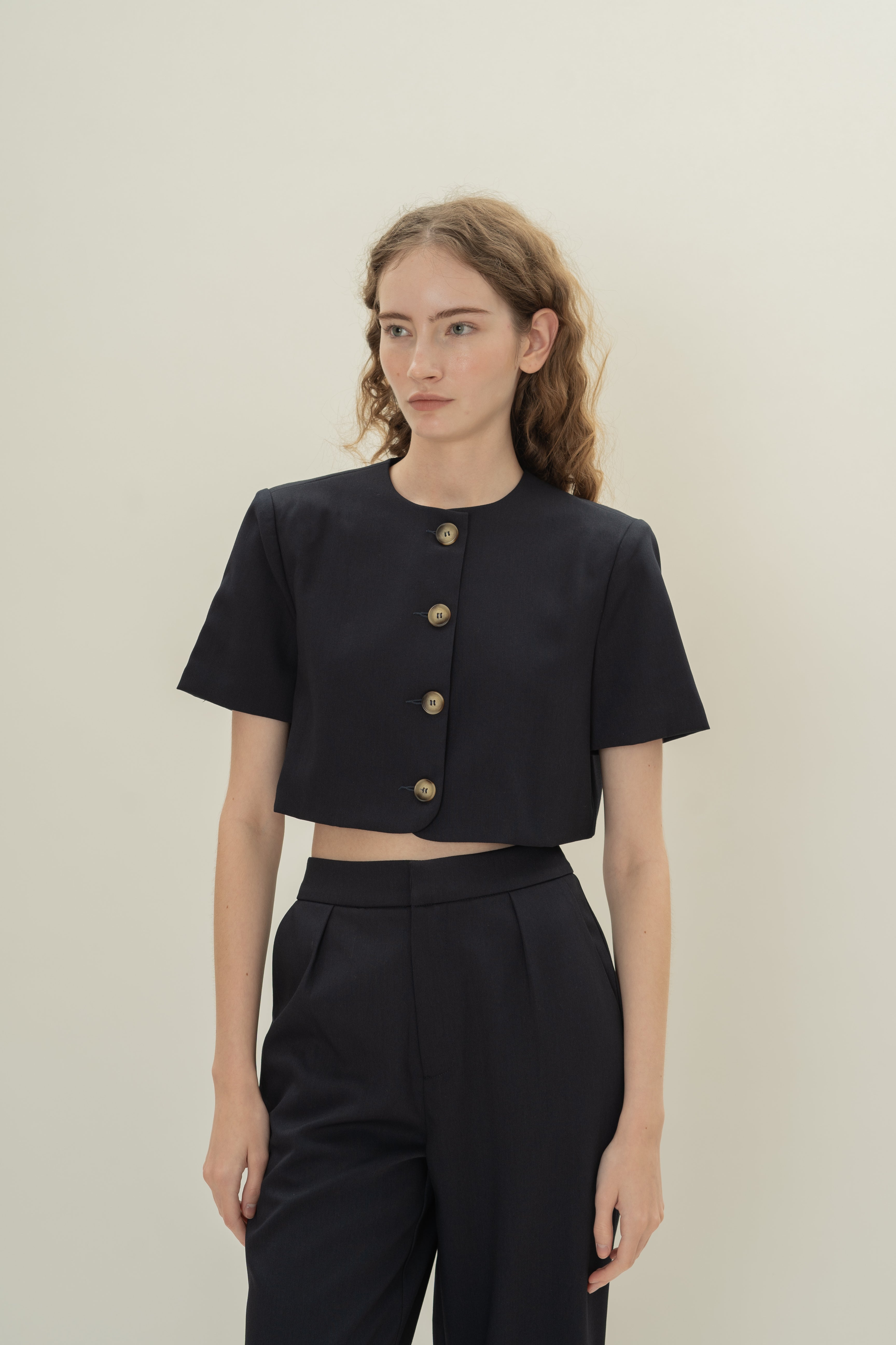 Collarless Short Sleeved Jacket in Midnight