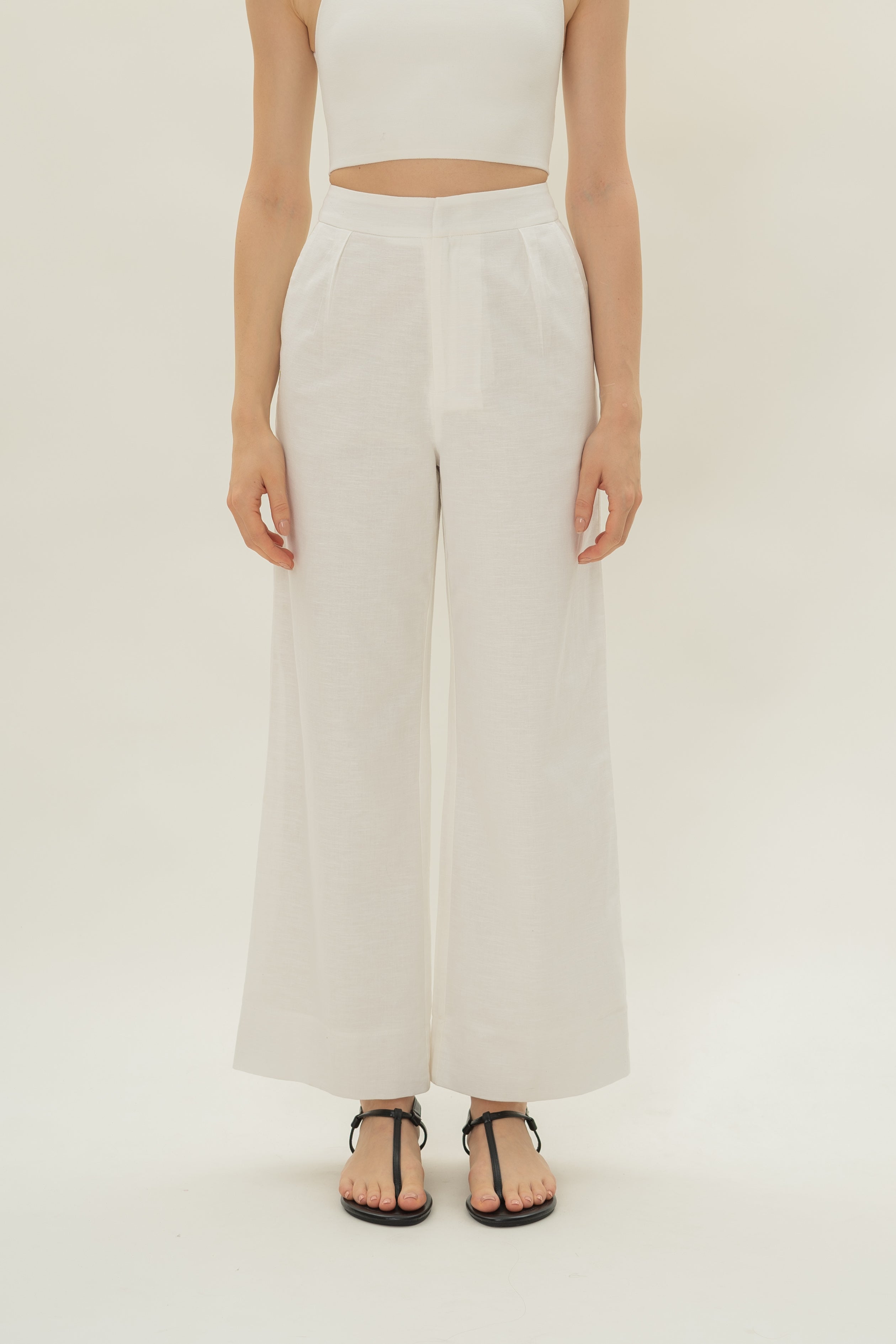 Linen Pleated Straight Trousers in White