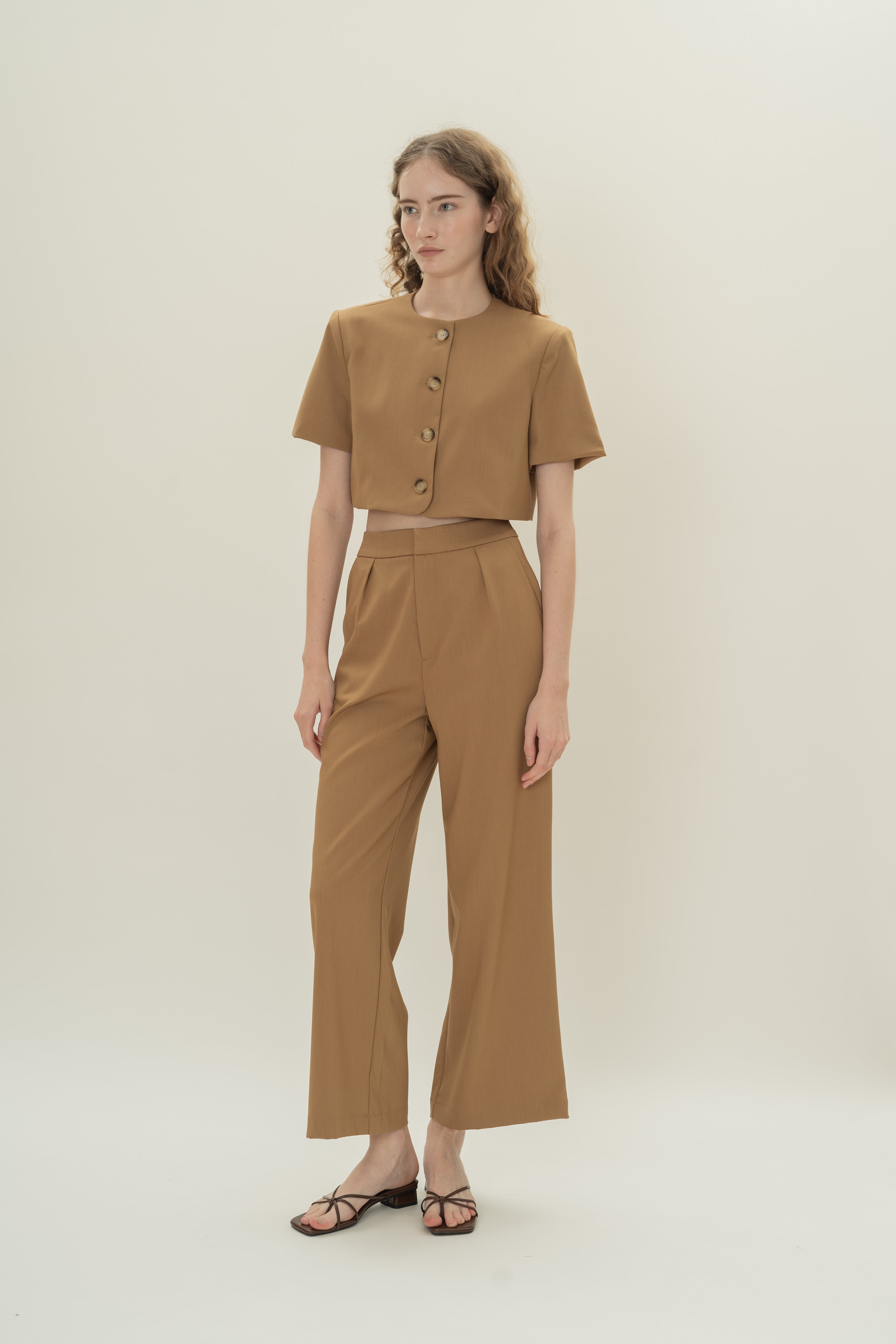 Collarless Short Sleeved Jacket in Camel
