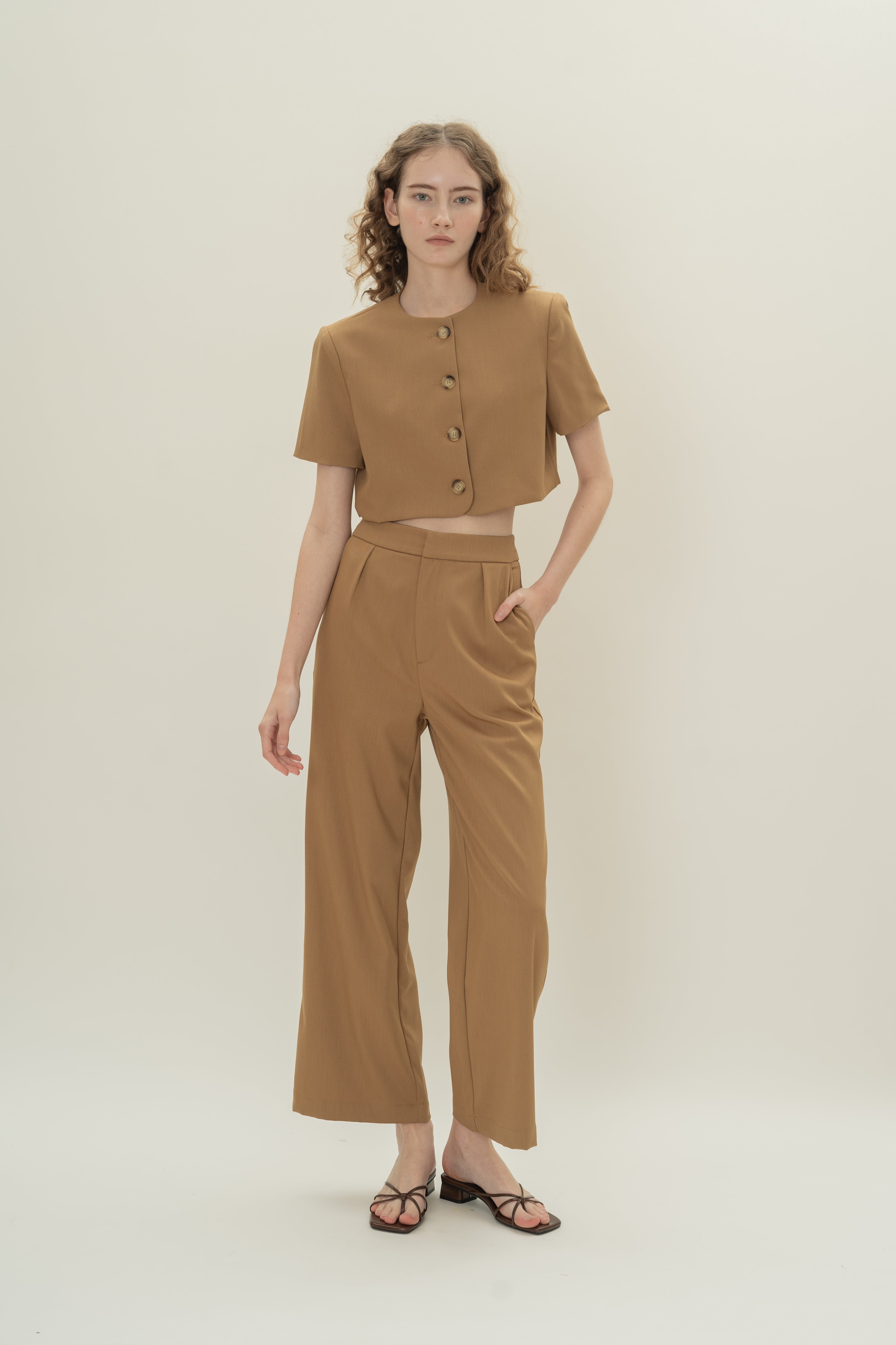 Collarless Short Sleeved Jacket in Camel