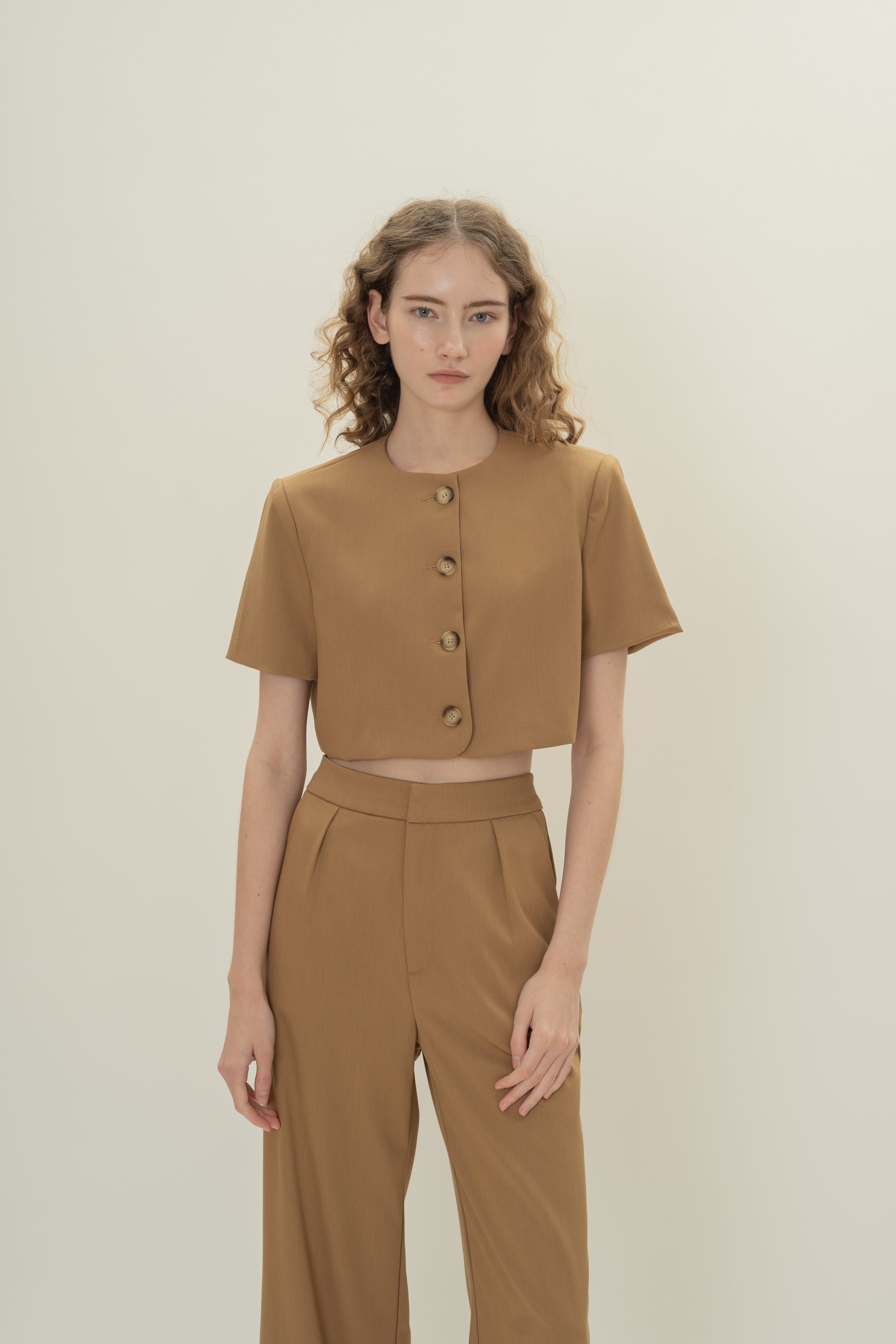Collarless Short Sleeved Jacket in Camel