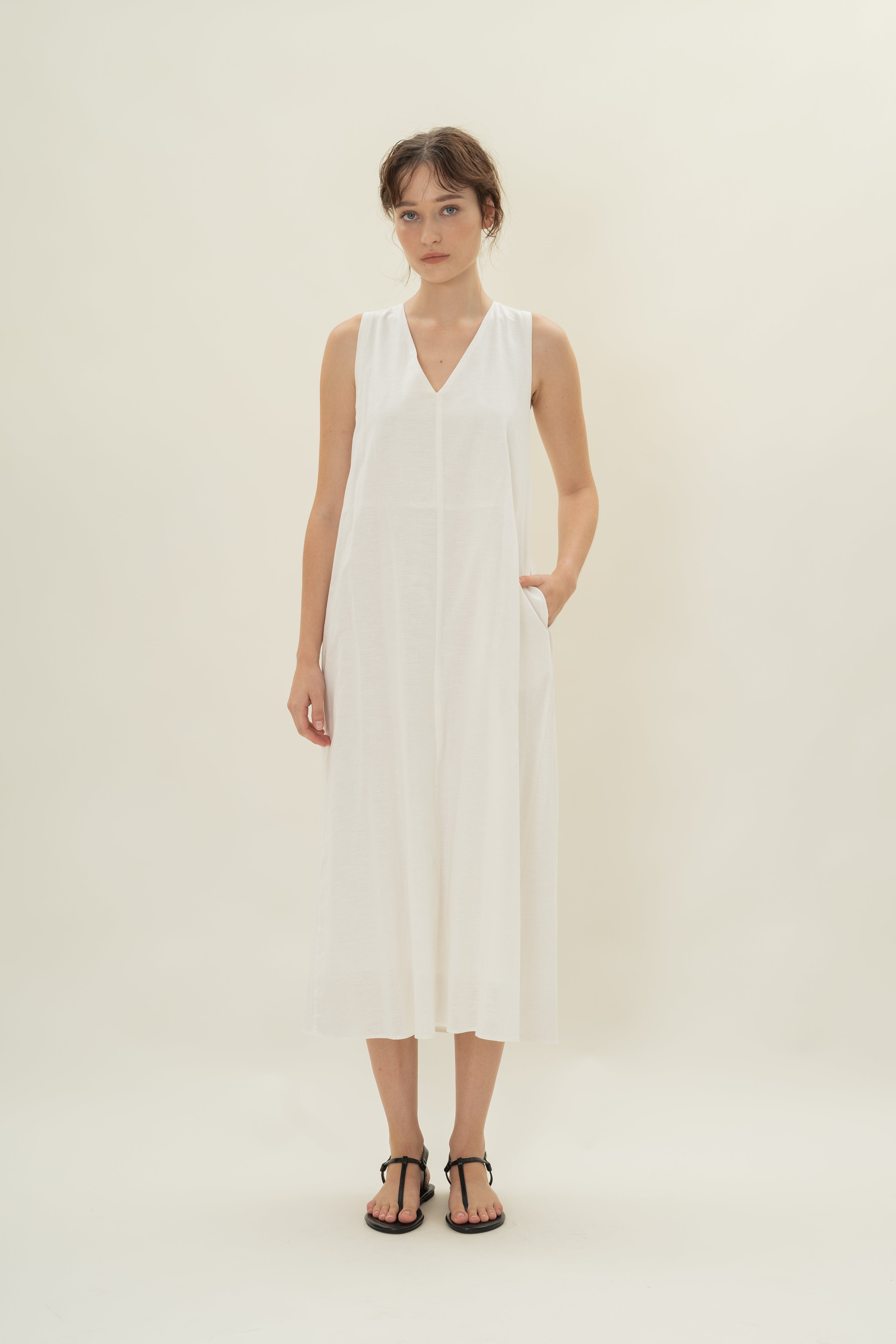 Reversible Knotted Neckline Midi Dress in White