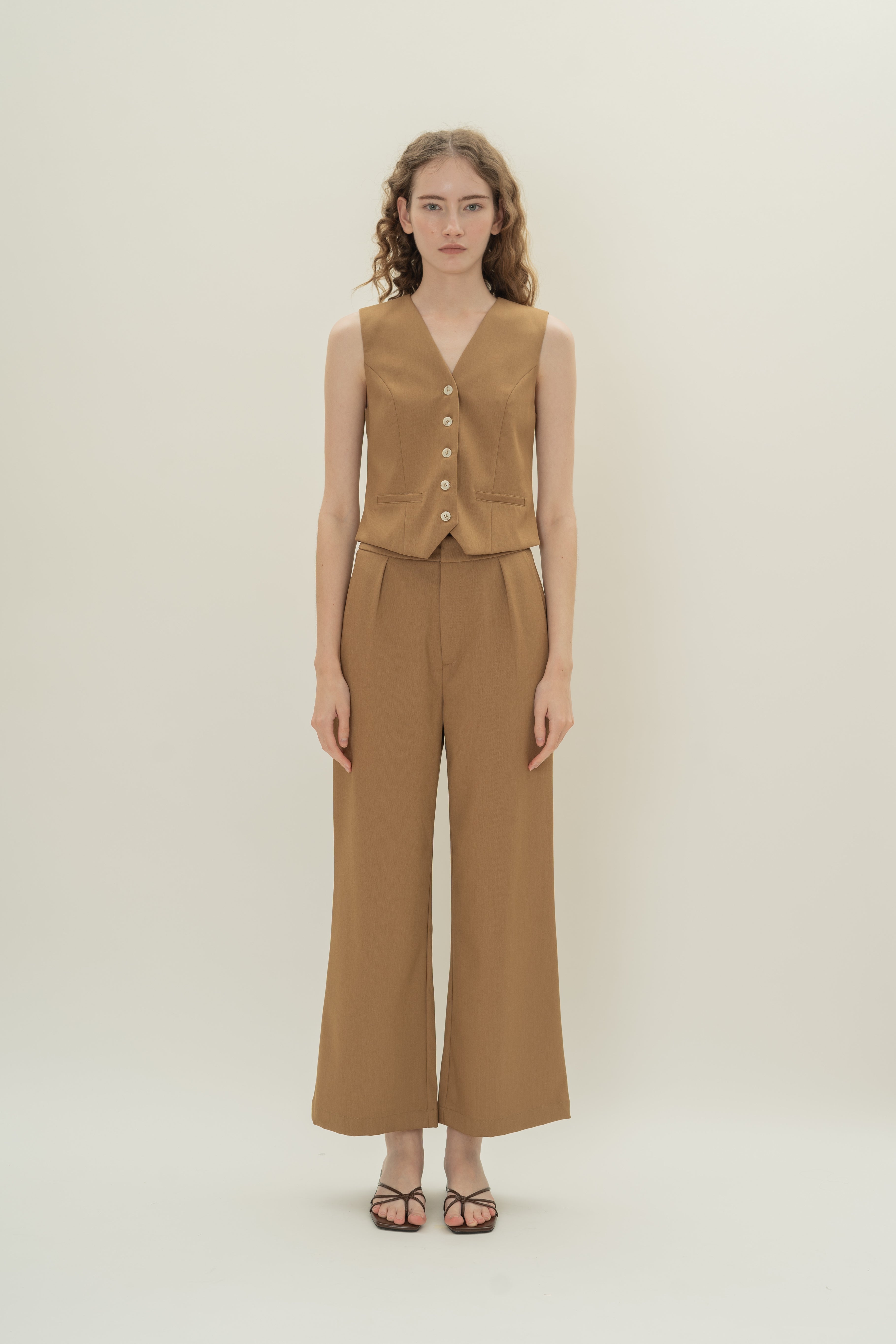 Suiting Waistcoat in Camel