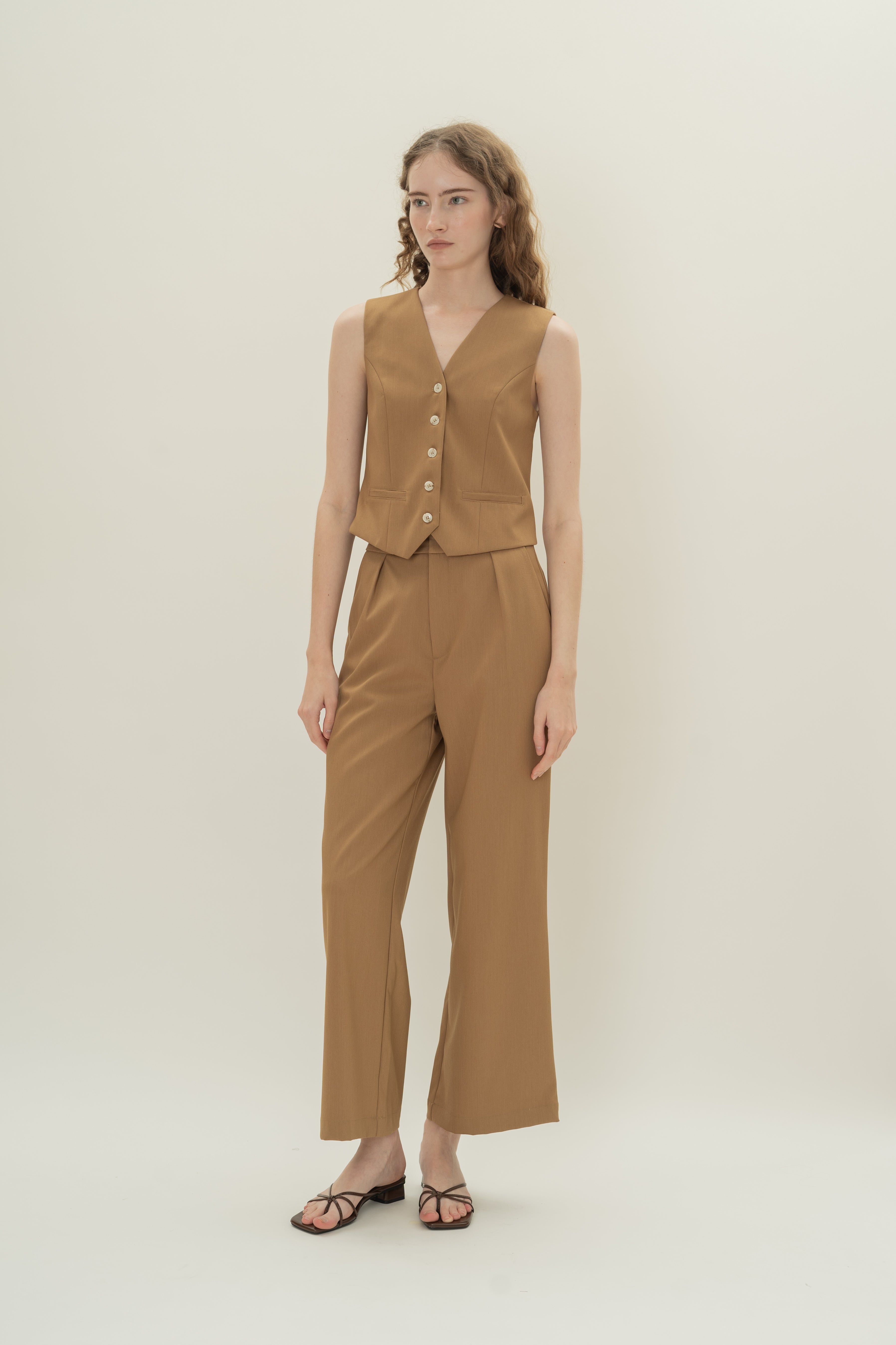 Suiting Waistcoat in Camel