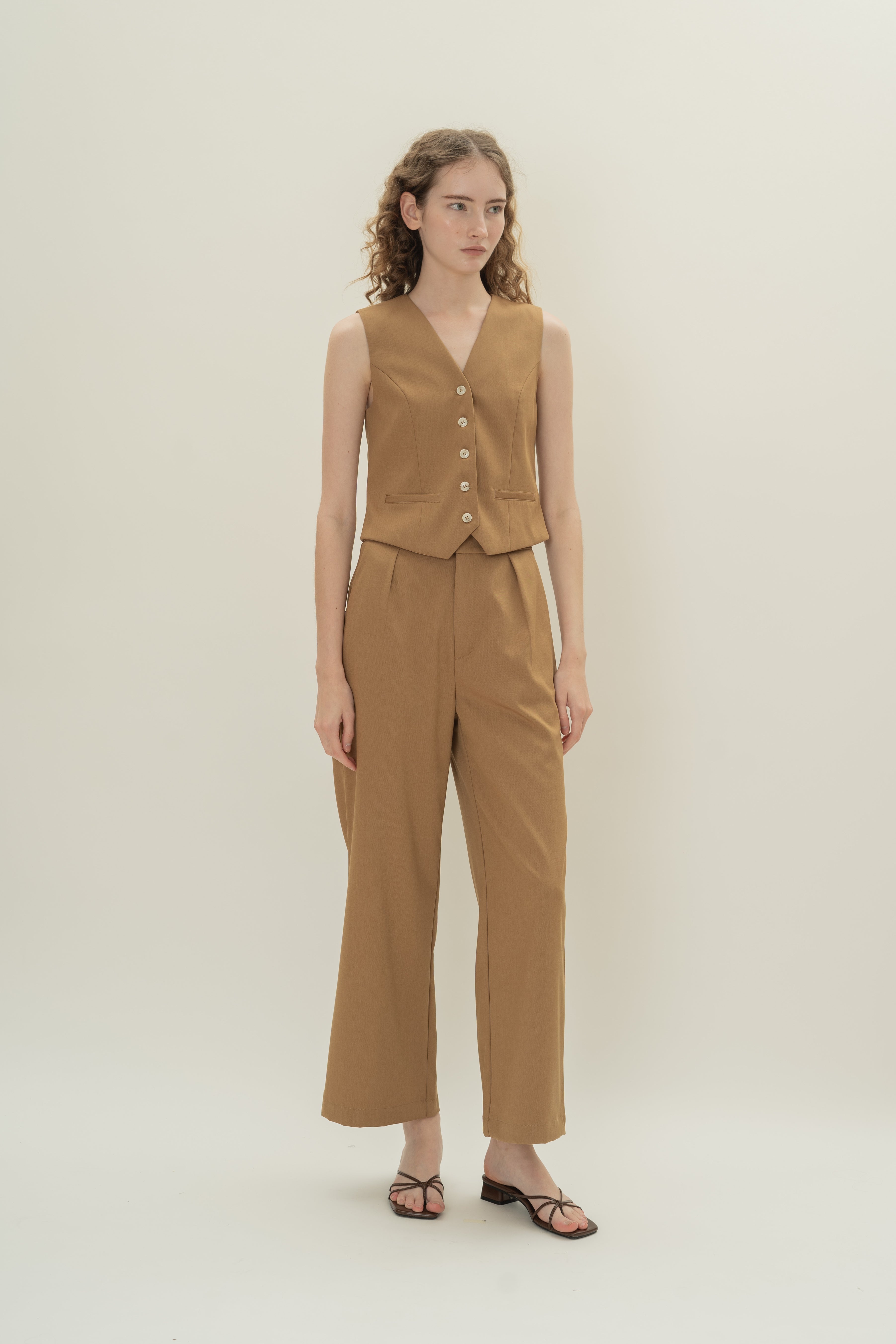 Suiting Waistcoat in Camel