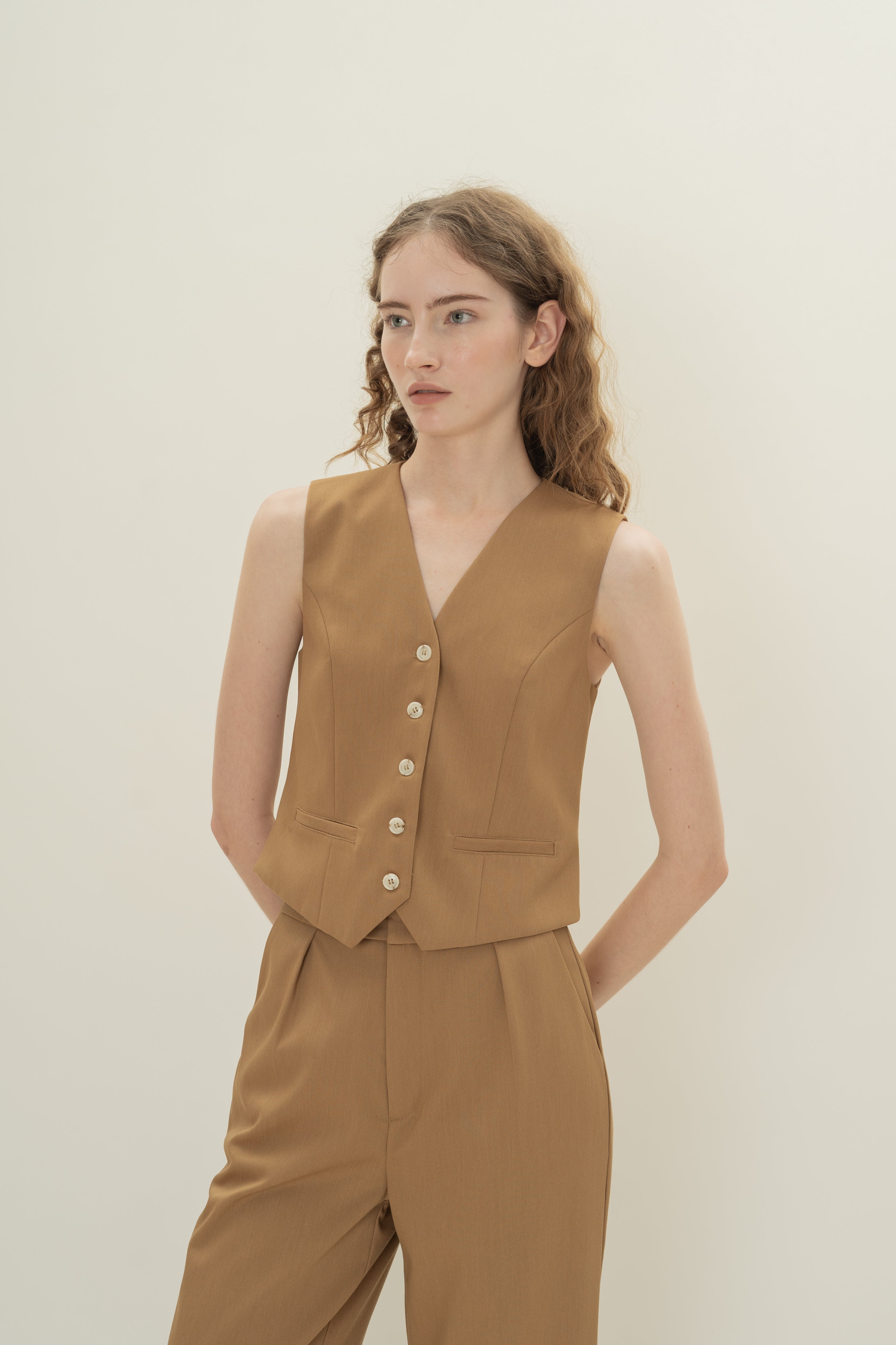 Suiting Waistcoat in Camel