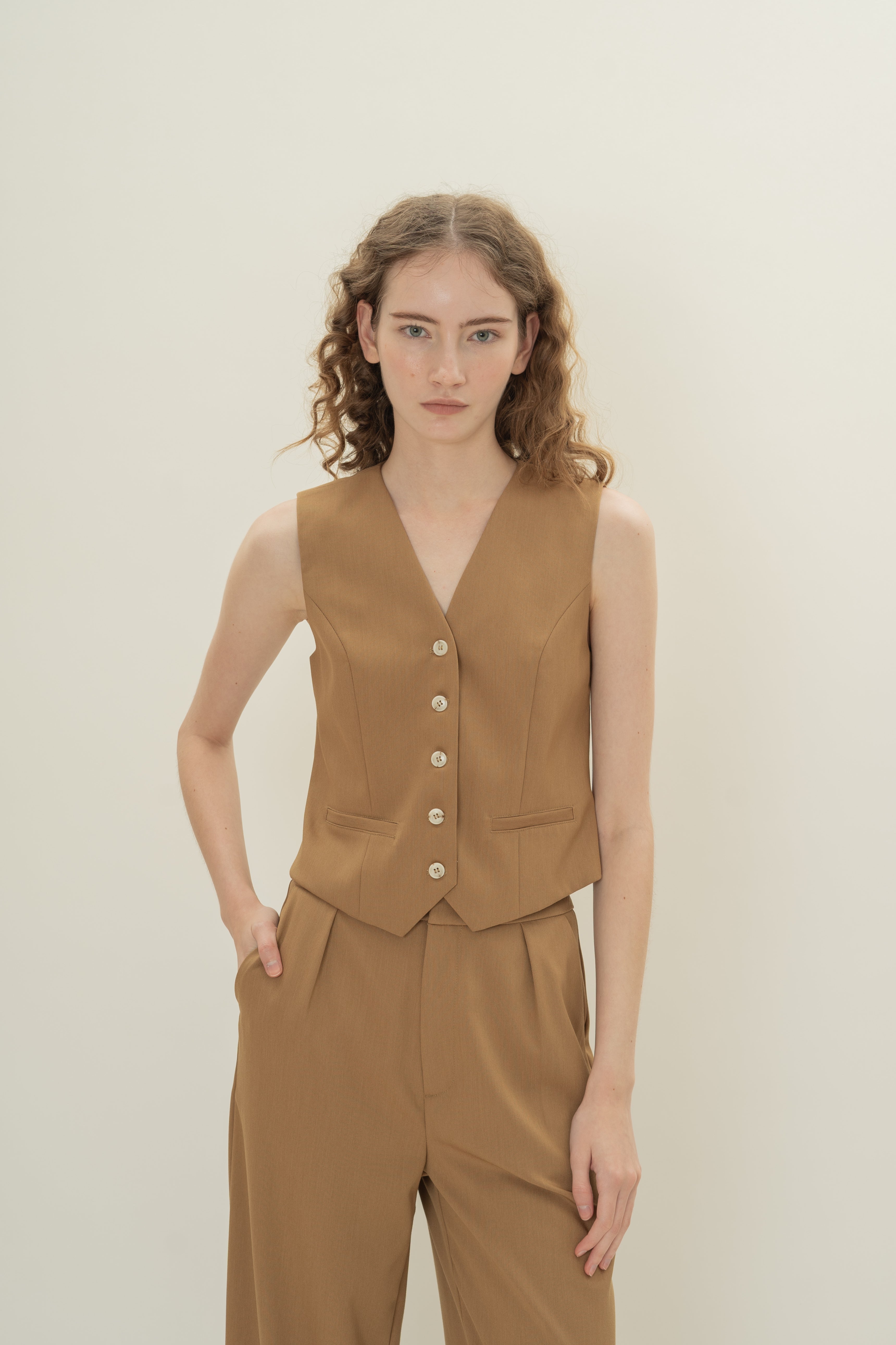 Suiting Waistcoat in Camel