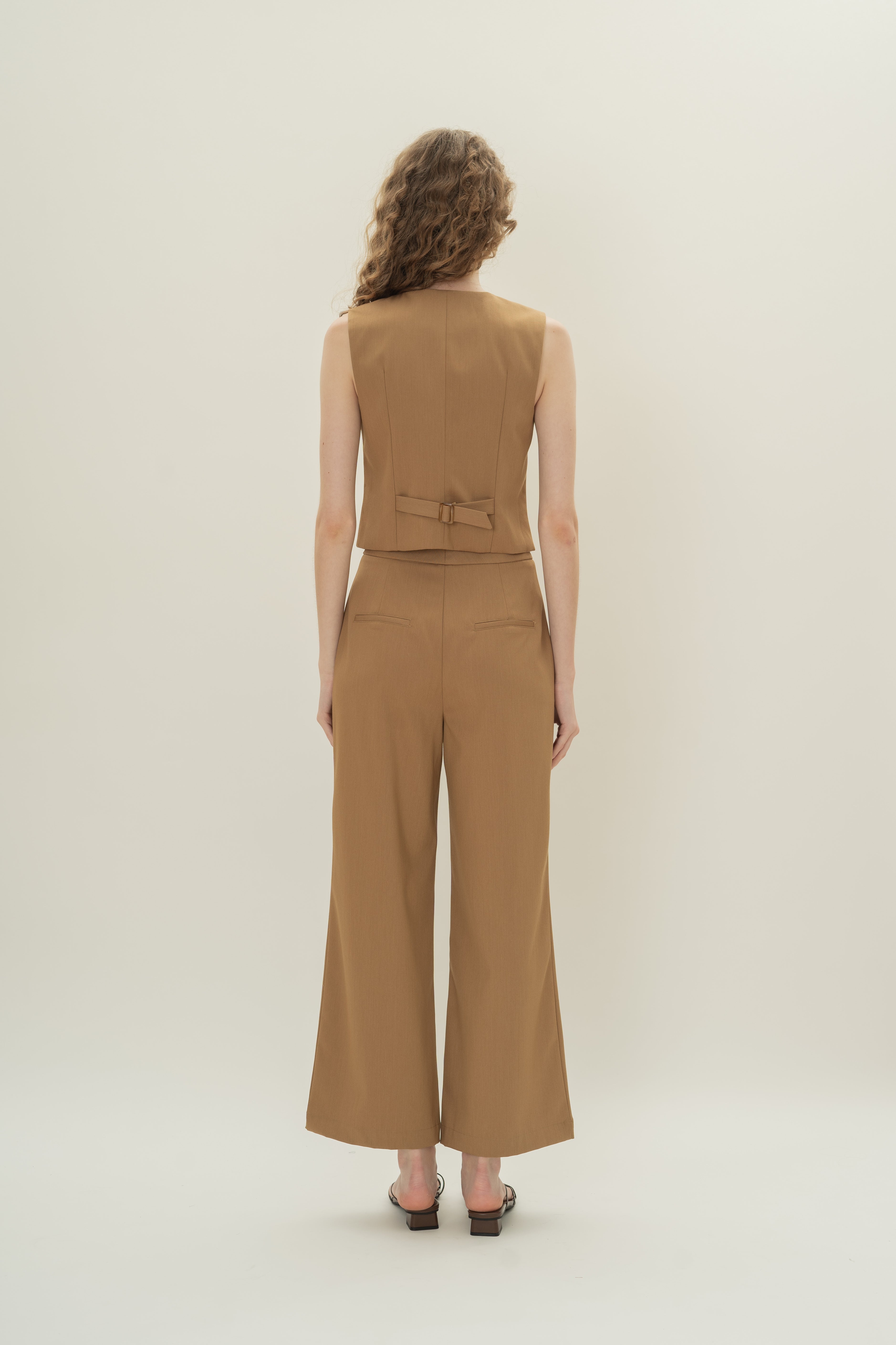 Suiting Waistcoat in Camel