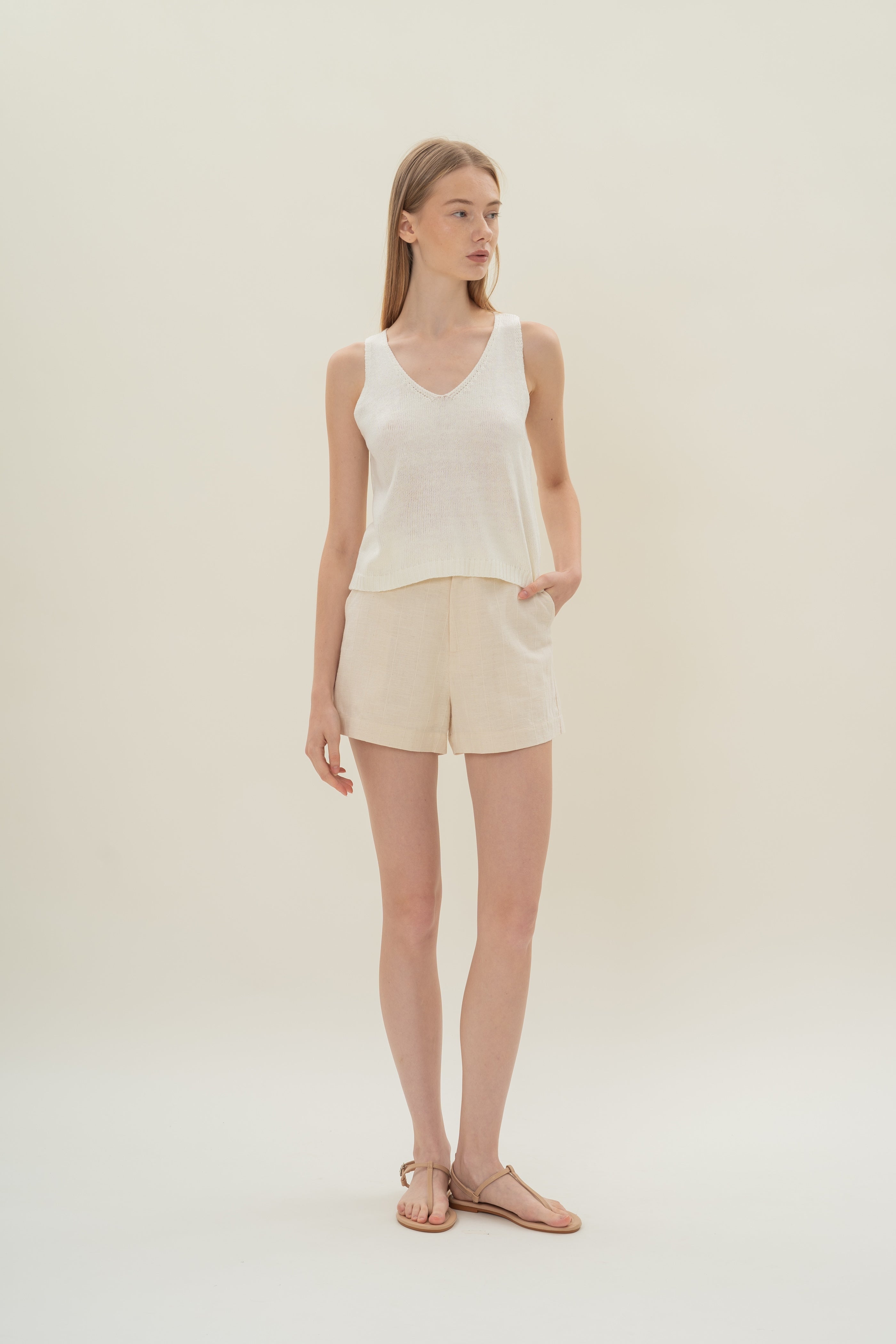 Casual Linen Shorts in Natural