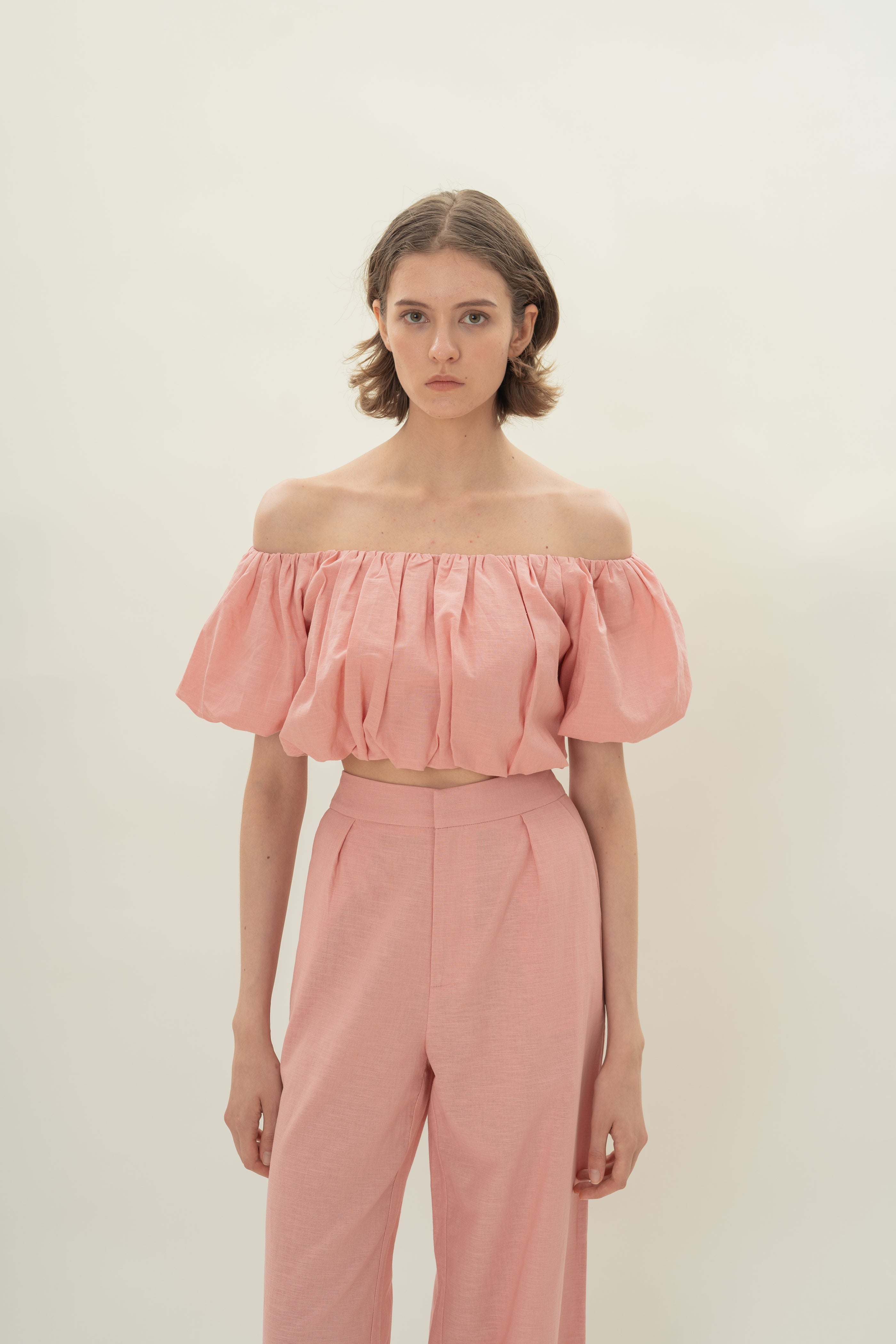 Puff Sleeve Off Shoulder Bubble Top in Pink