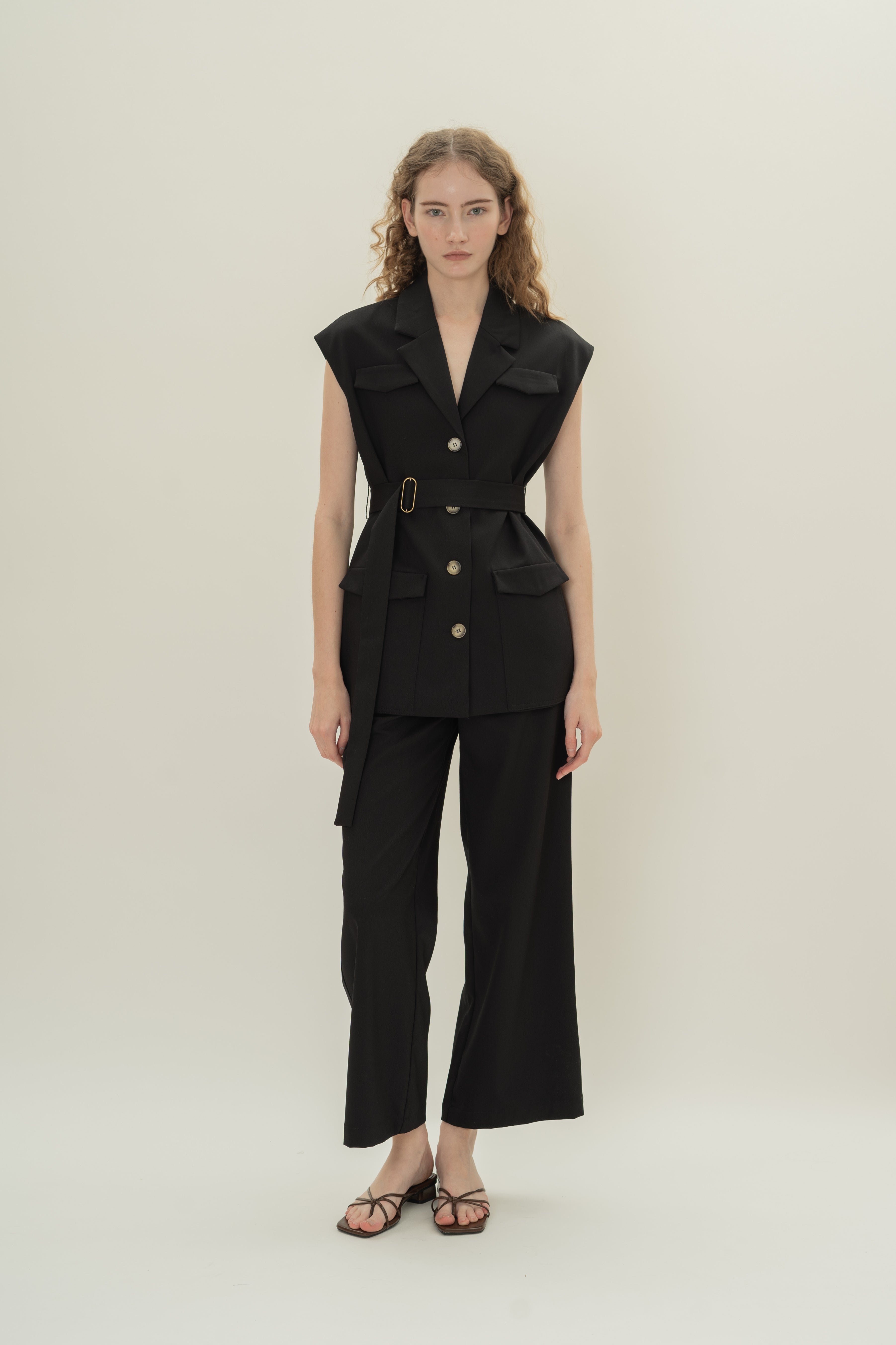 Sleeveless Belted Blazer in Black