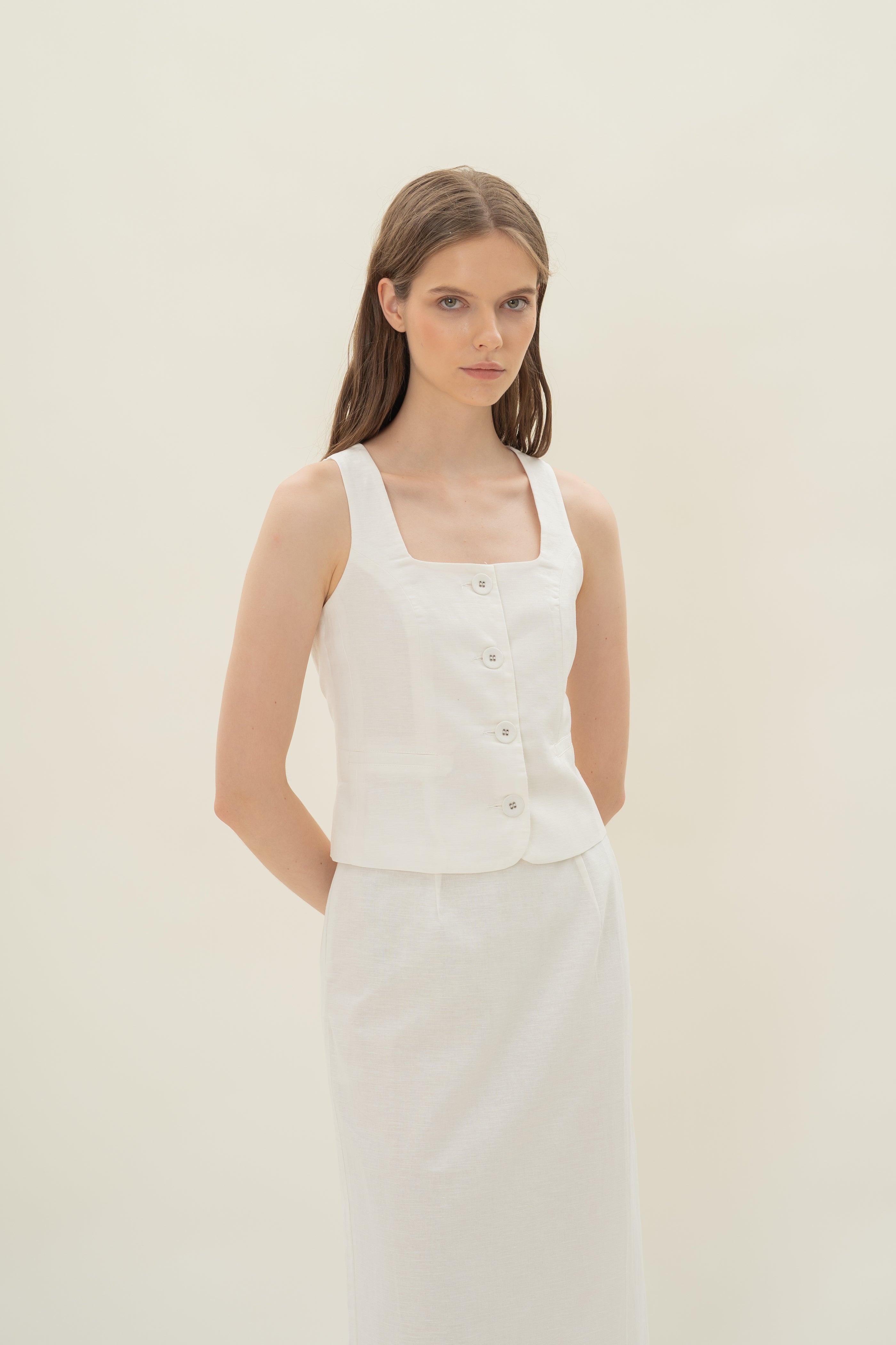 Straight Neck Waistcoat in White