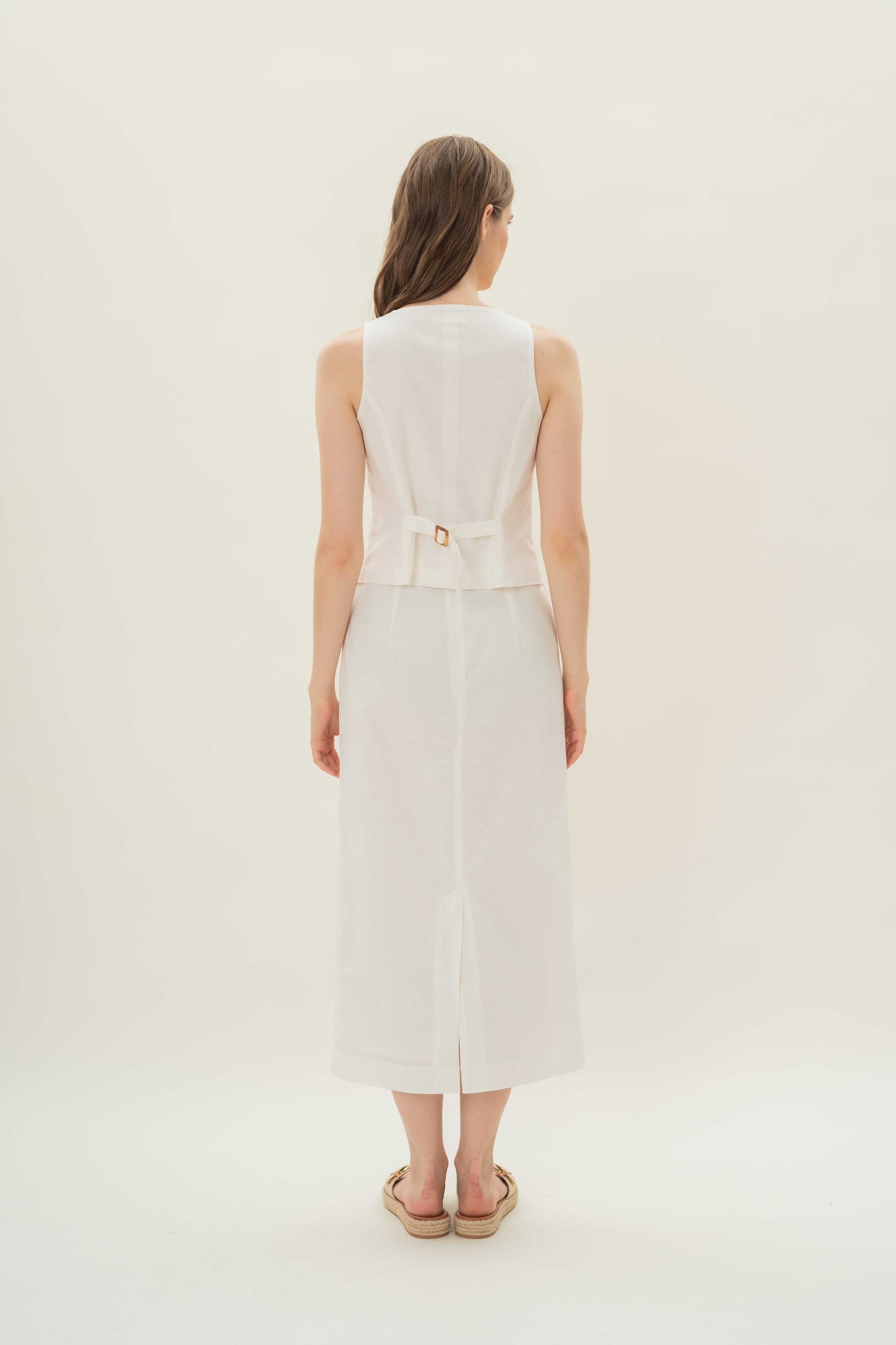 Straight Neck Waistcoat in White