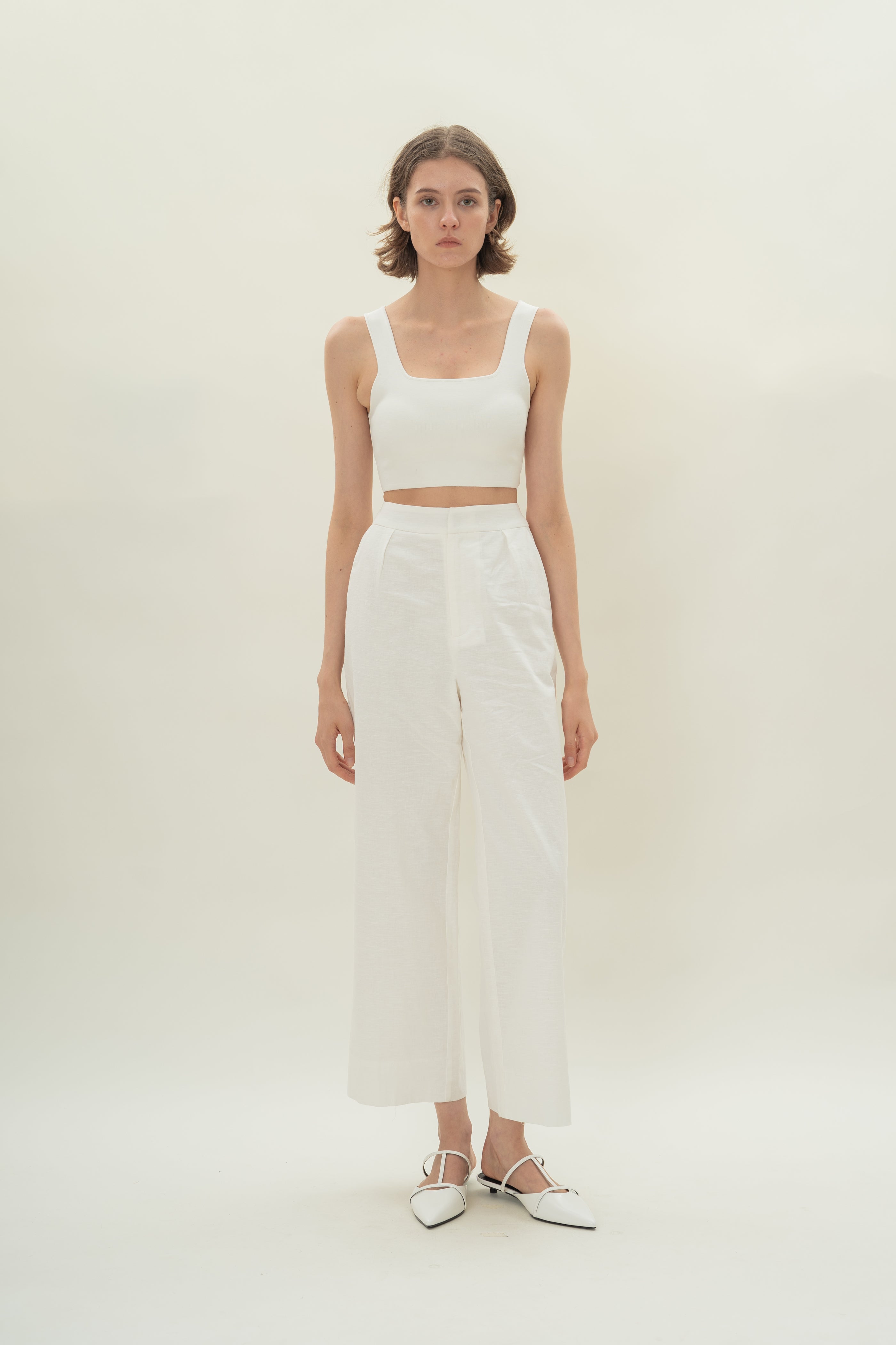 Textured Linen Pleated Trousers in White