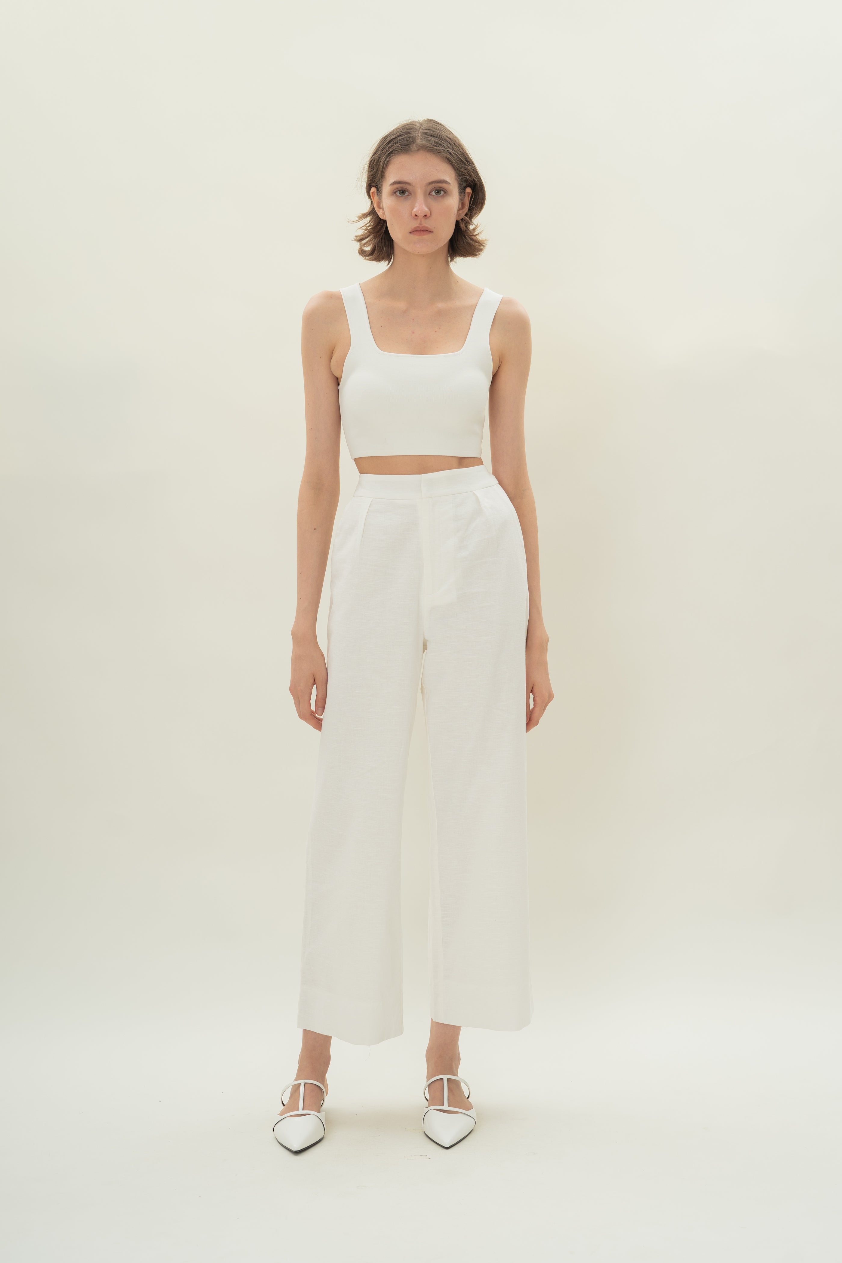 Textured Linen Pleated Trousers in White