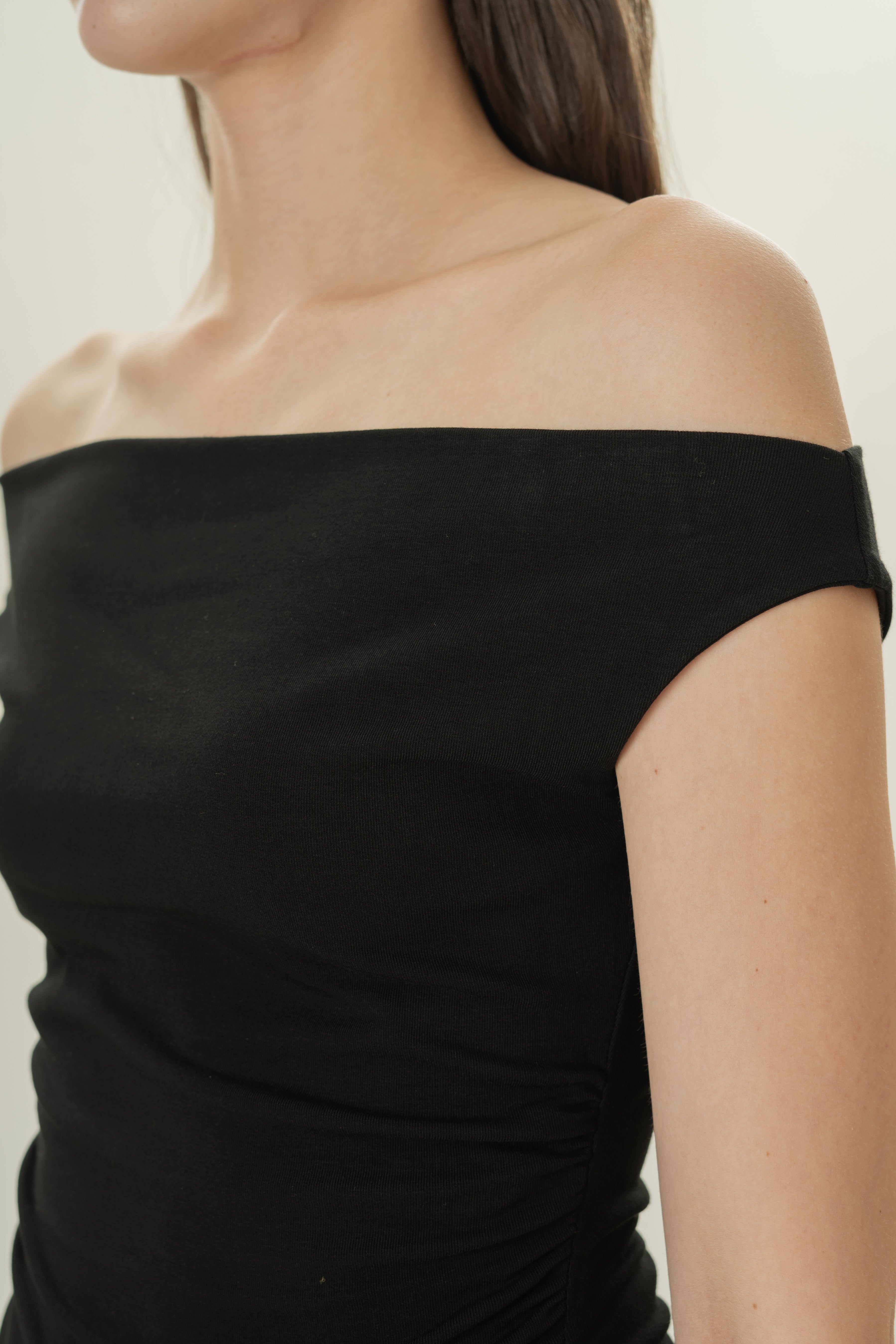 Off Shoulder Ruched Waist Top in Black