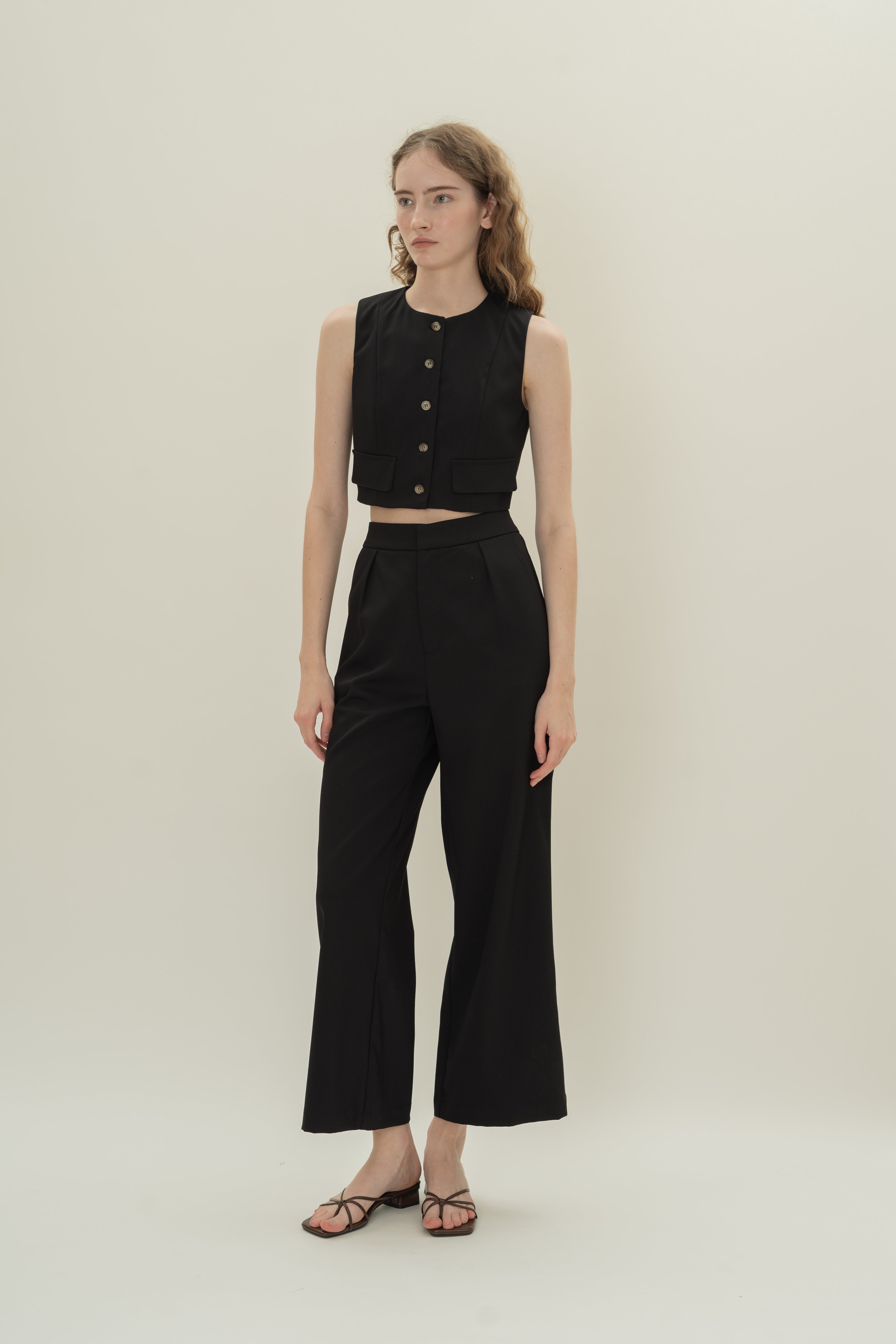 Suiting Pleated Trousers in Black