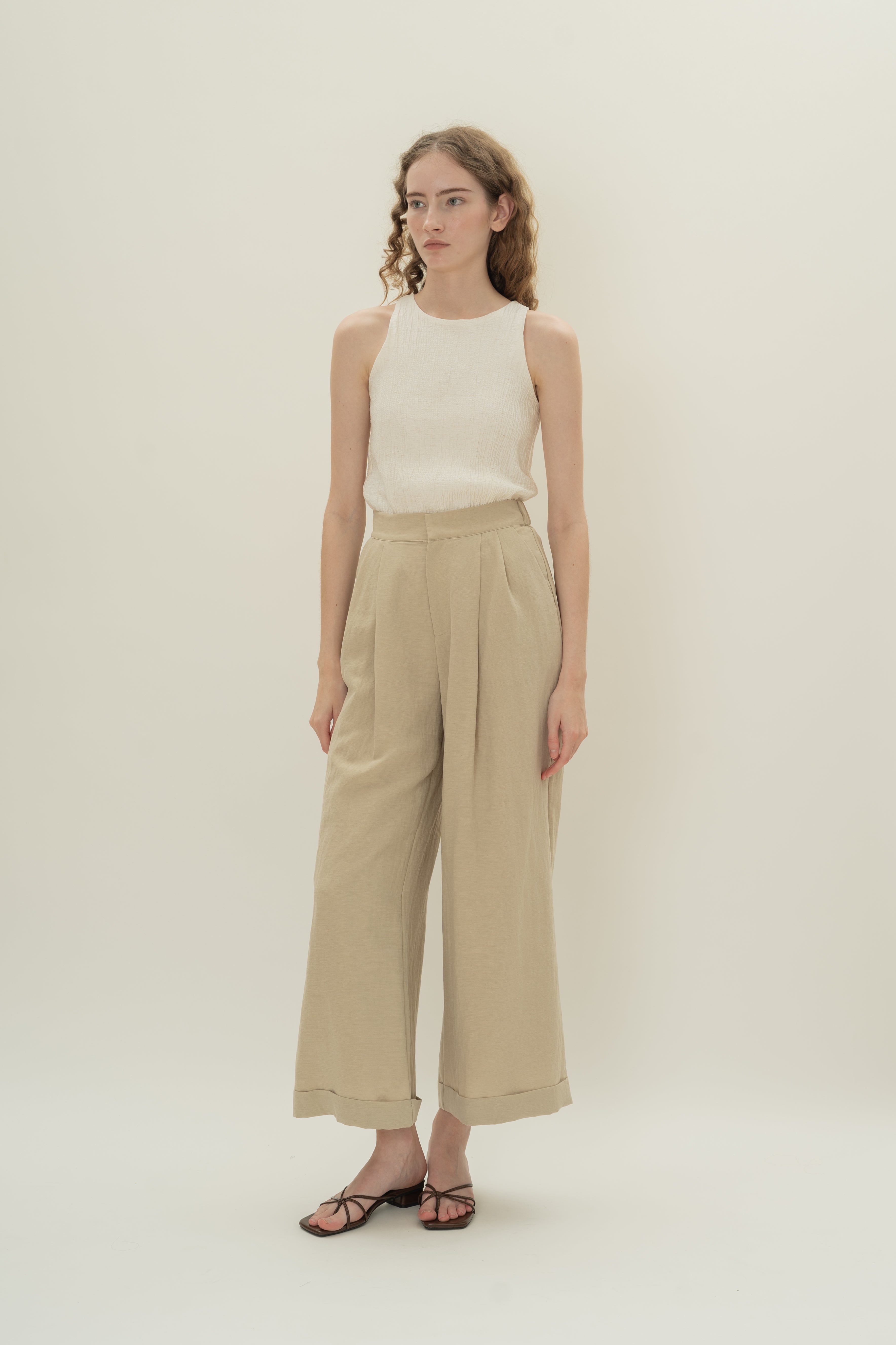 Wide-Leg Pleated Pants in Khaki