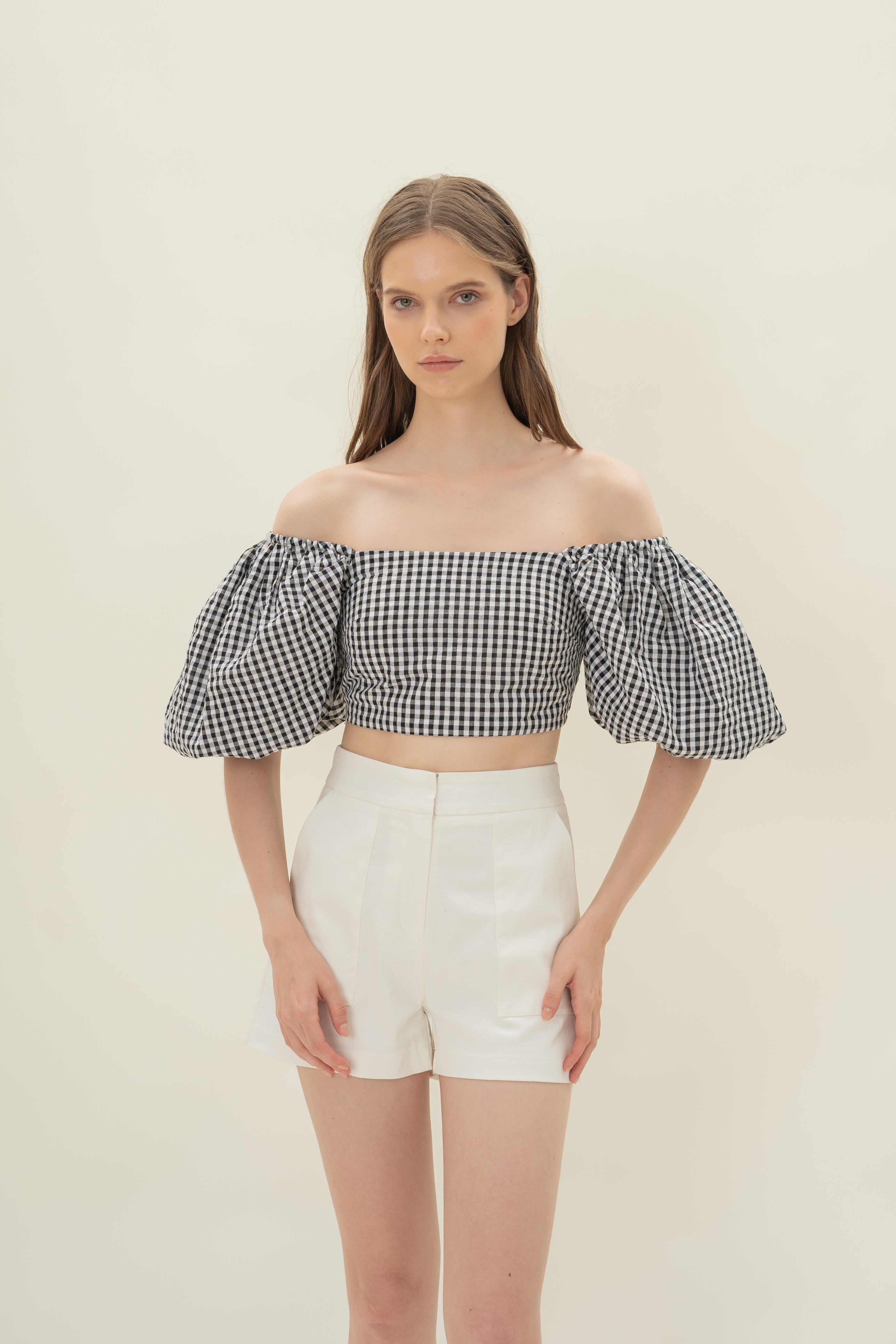 Cotton Puffed Sleeve Padded Top in Black Gingham