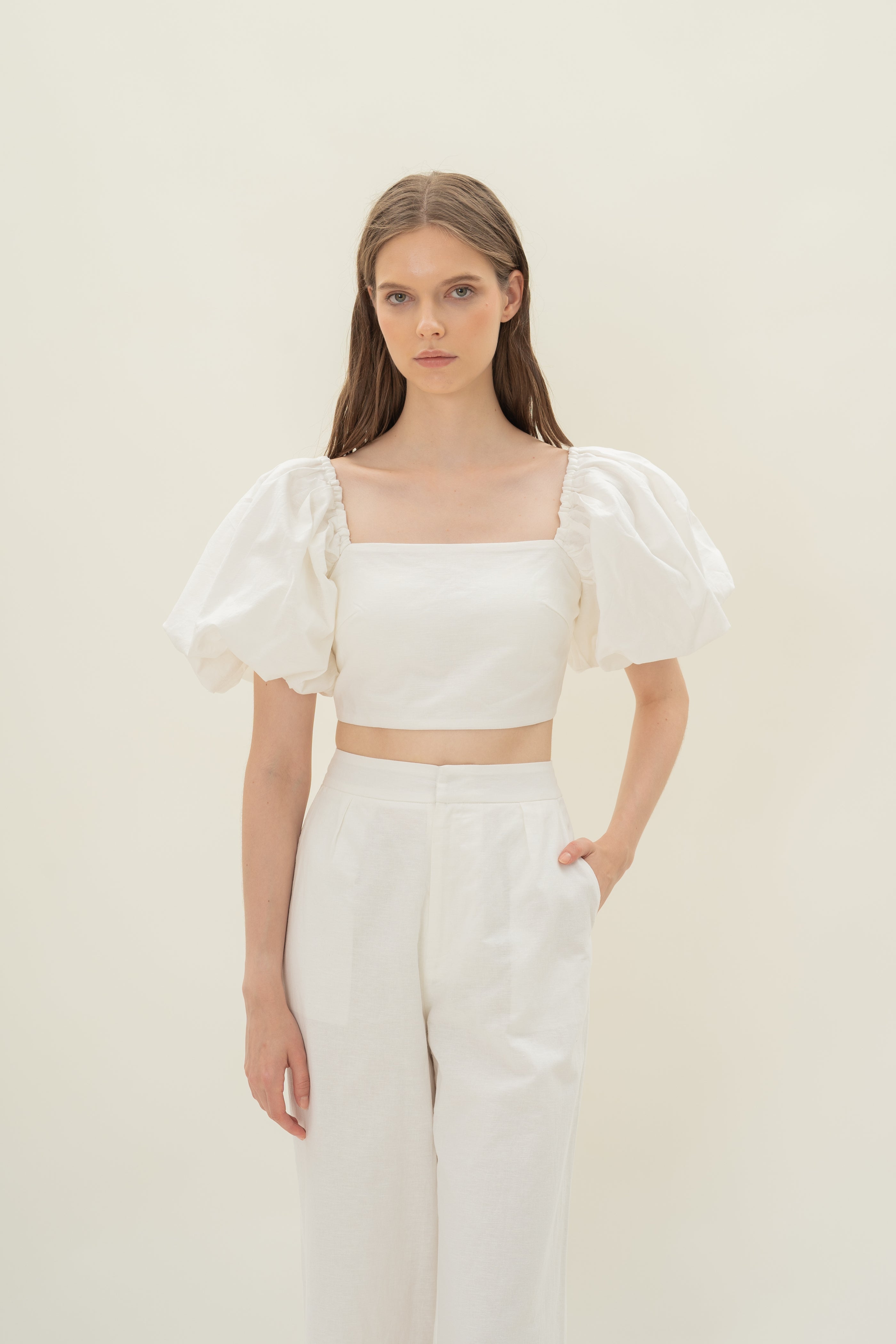 Lined Puffed Sleeve Padded Top in White