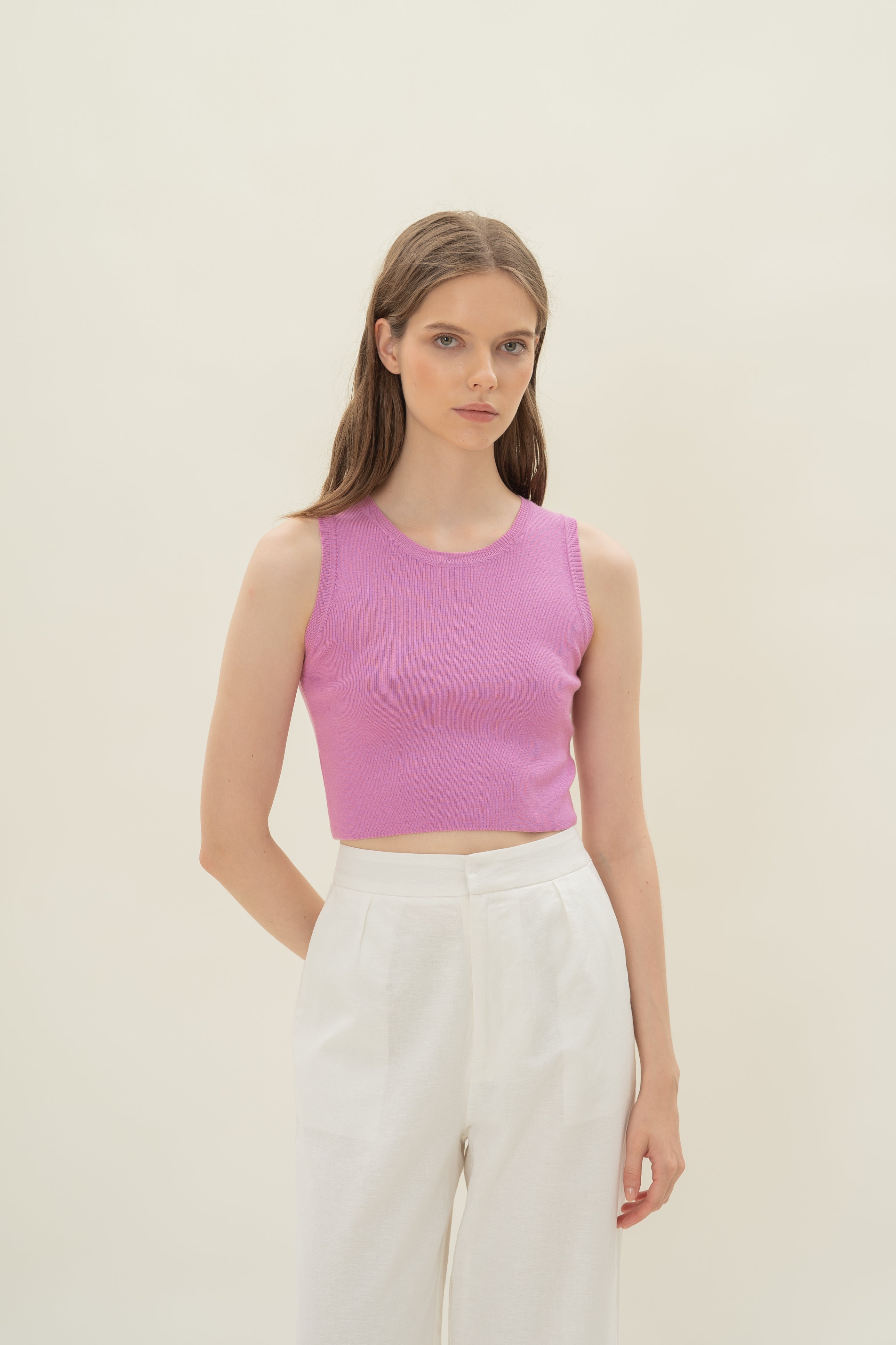 Sleeveless Knit Cropped Tank in Hibiscus