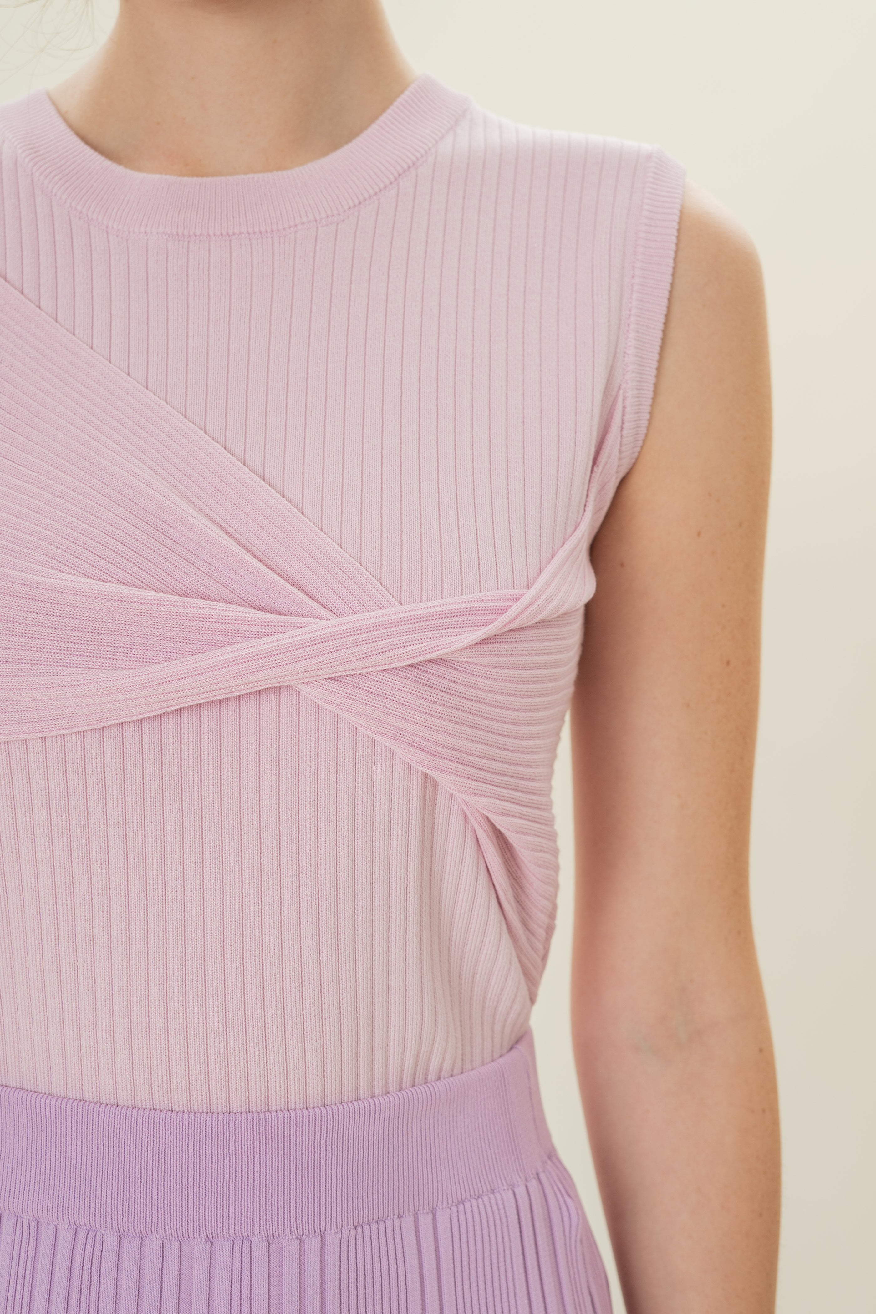 Twist Front Knit Top in Lavender Mist