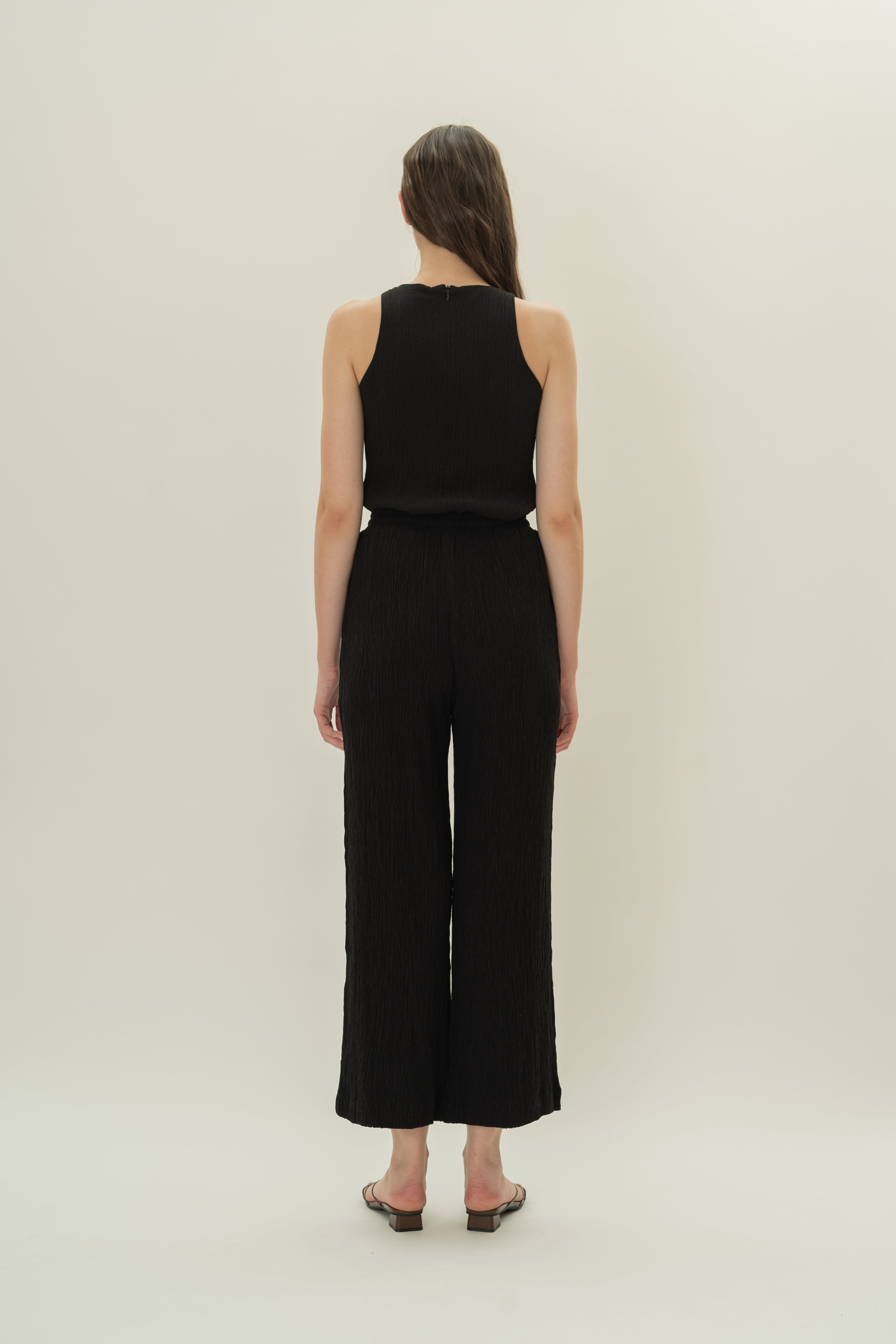 Cotton Blend Textured Drawstring Pants in Black