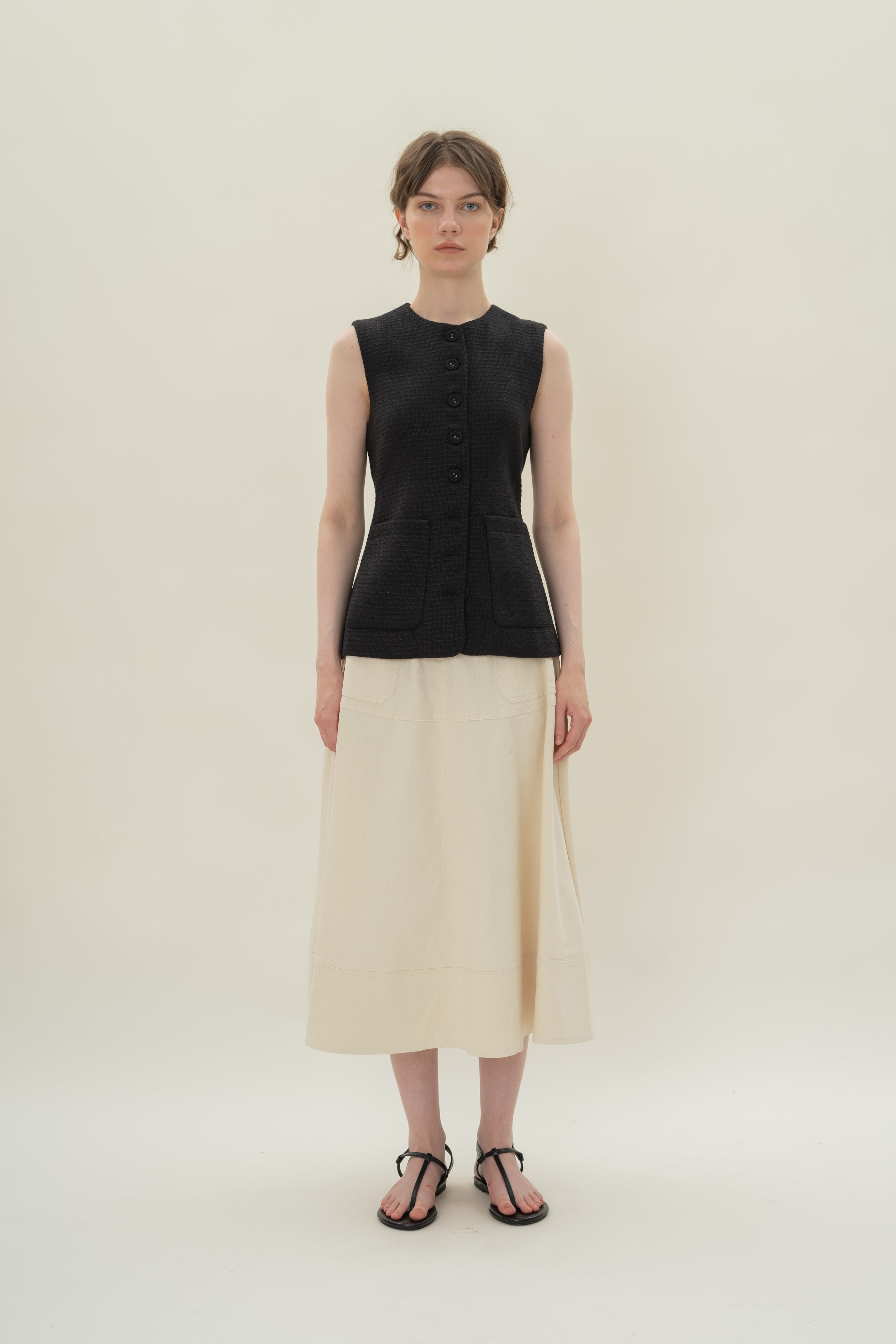 Textured Long Round Neck Waistcoat in Tweed Black with Detachable Bow