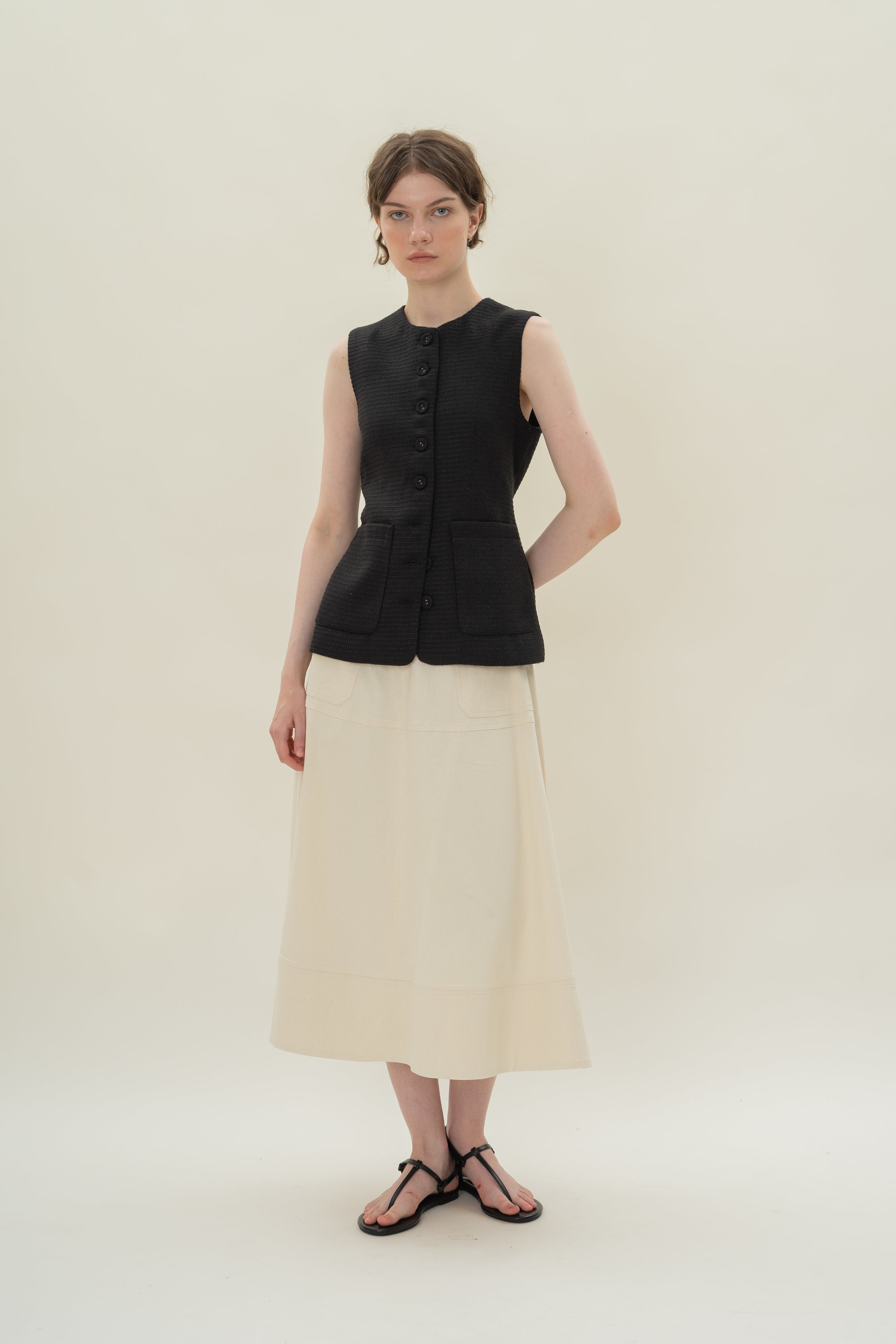 Textured Long Round Neck Waistcoat in Tweed Black with Detachable Bow