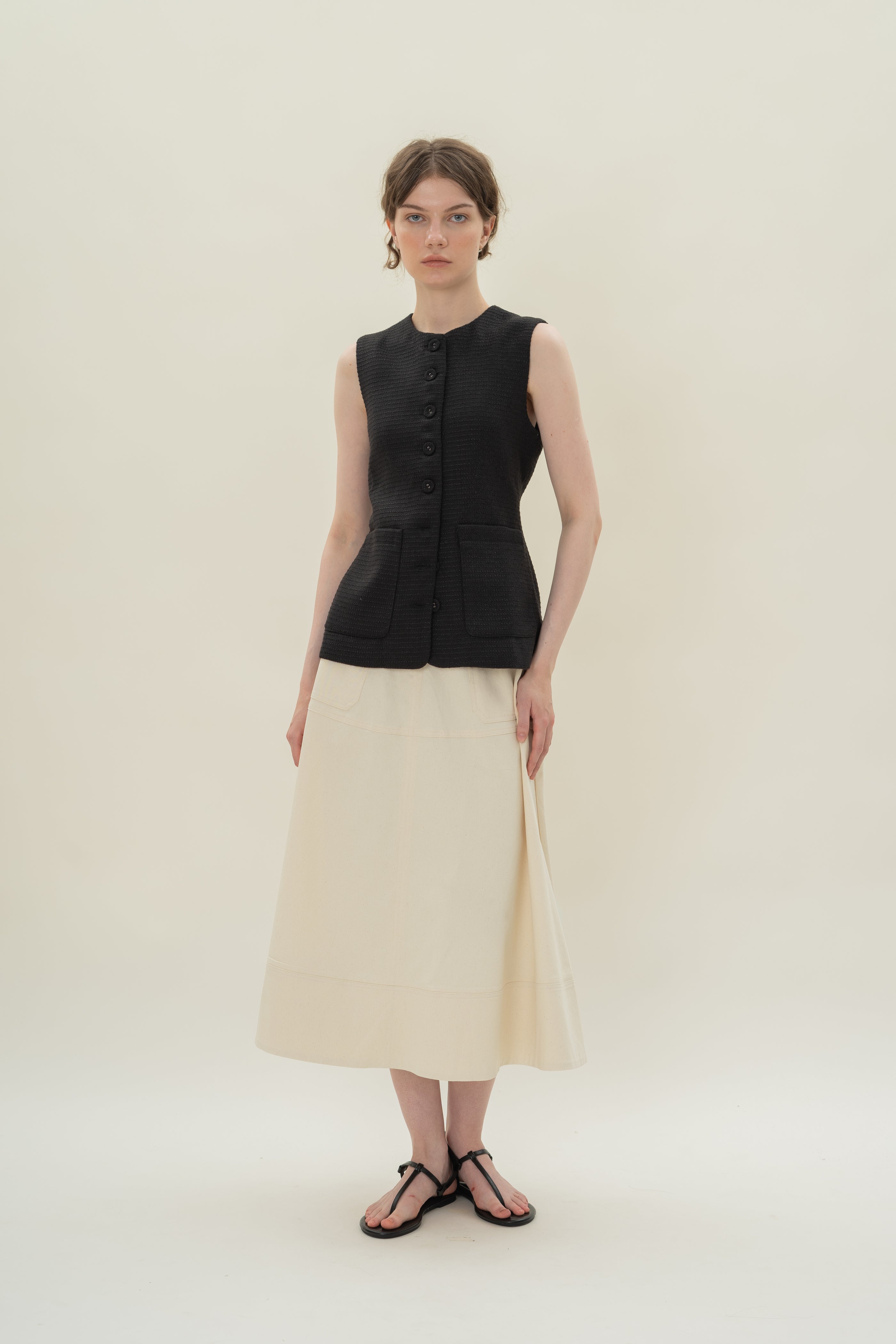 Textured Long Round Neck Waistcoat in Tweed Black with Detachable Bow