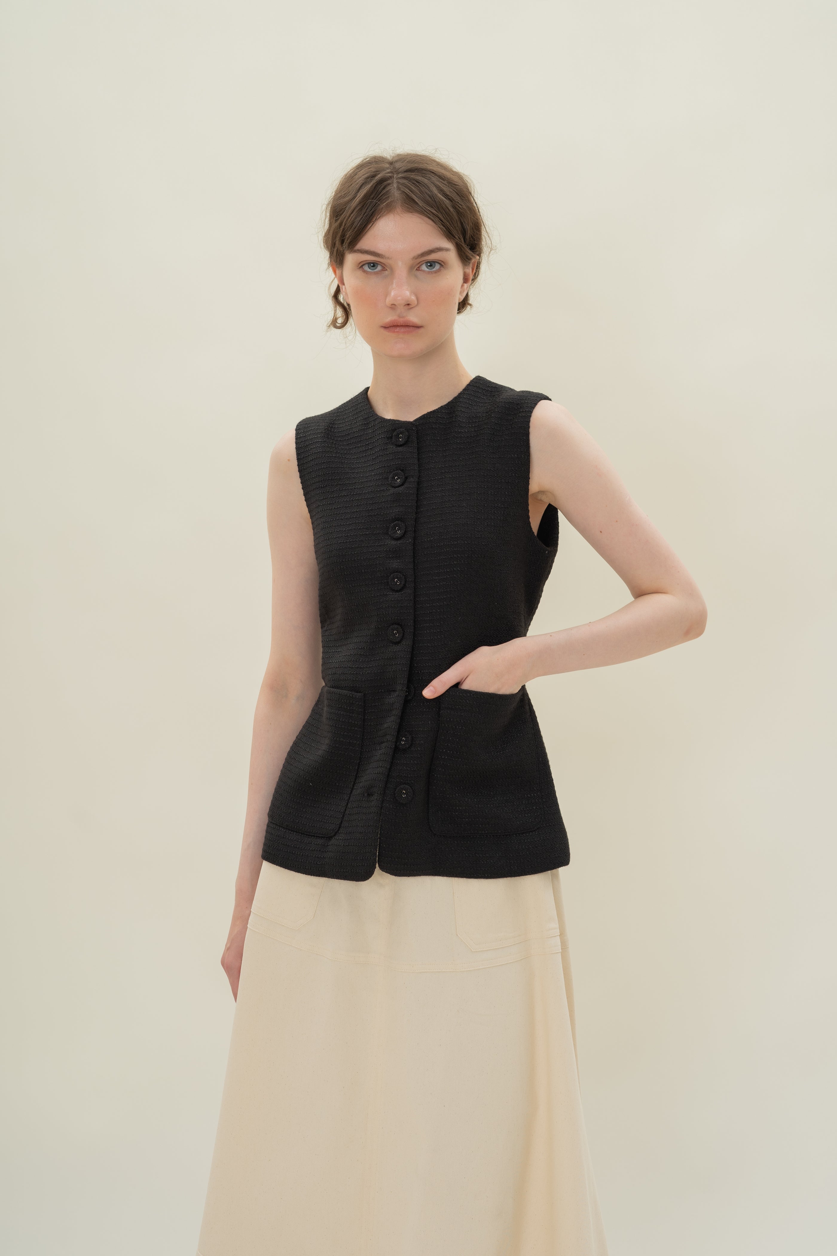Textured Long Round Neck Waistcoat in Tweed Black with Detachable Bow