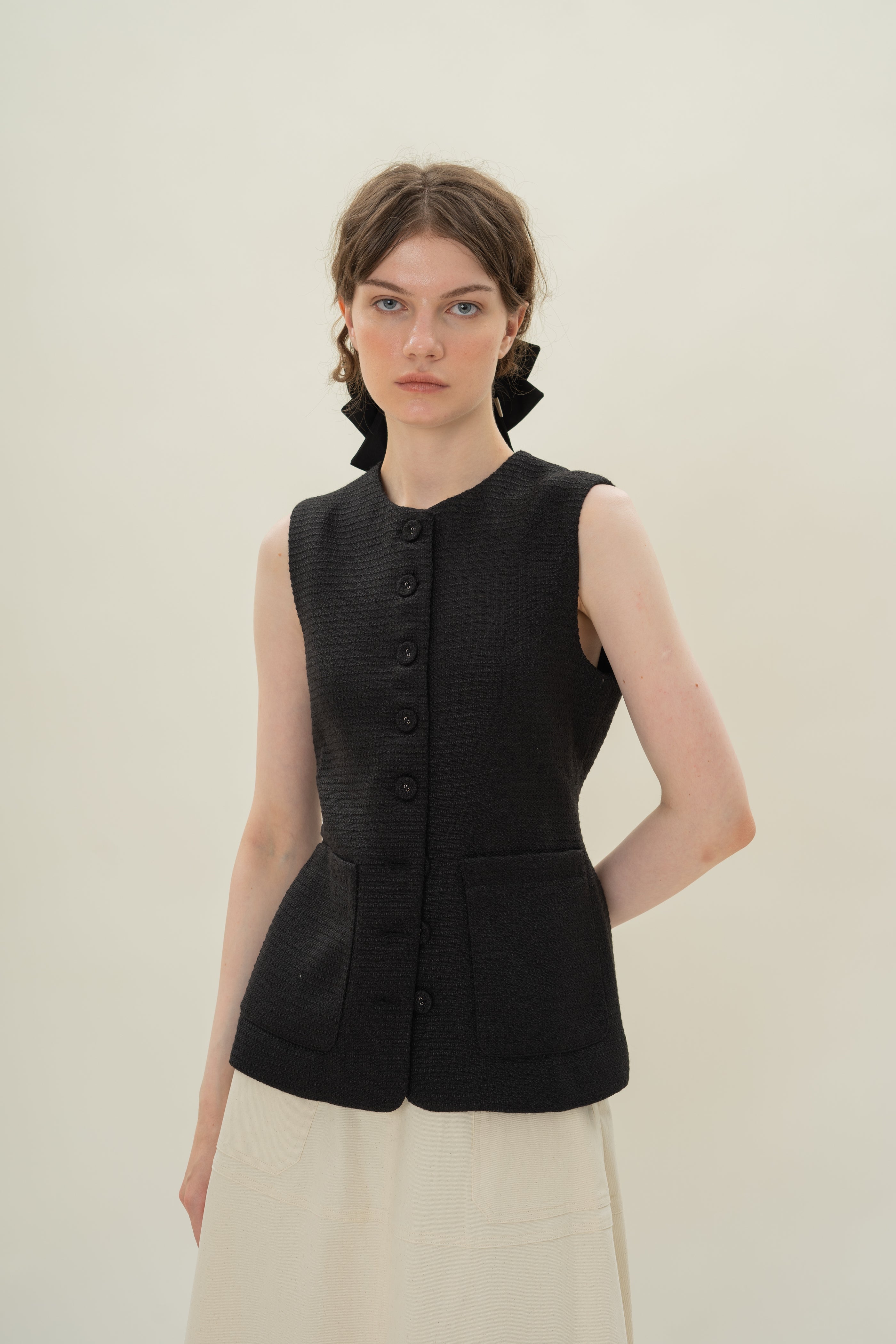 Textured Long Round Neck Waistcoat in Tweed Black with Detachable Bow