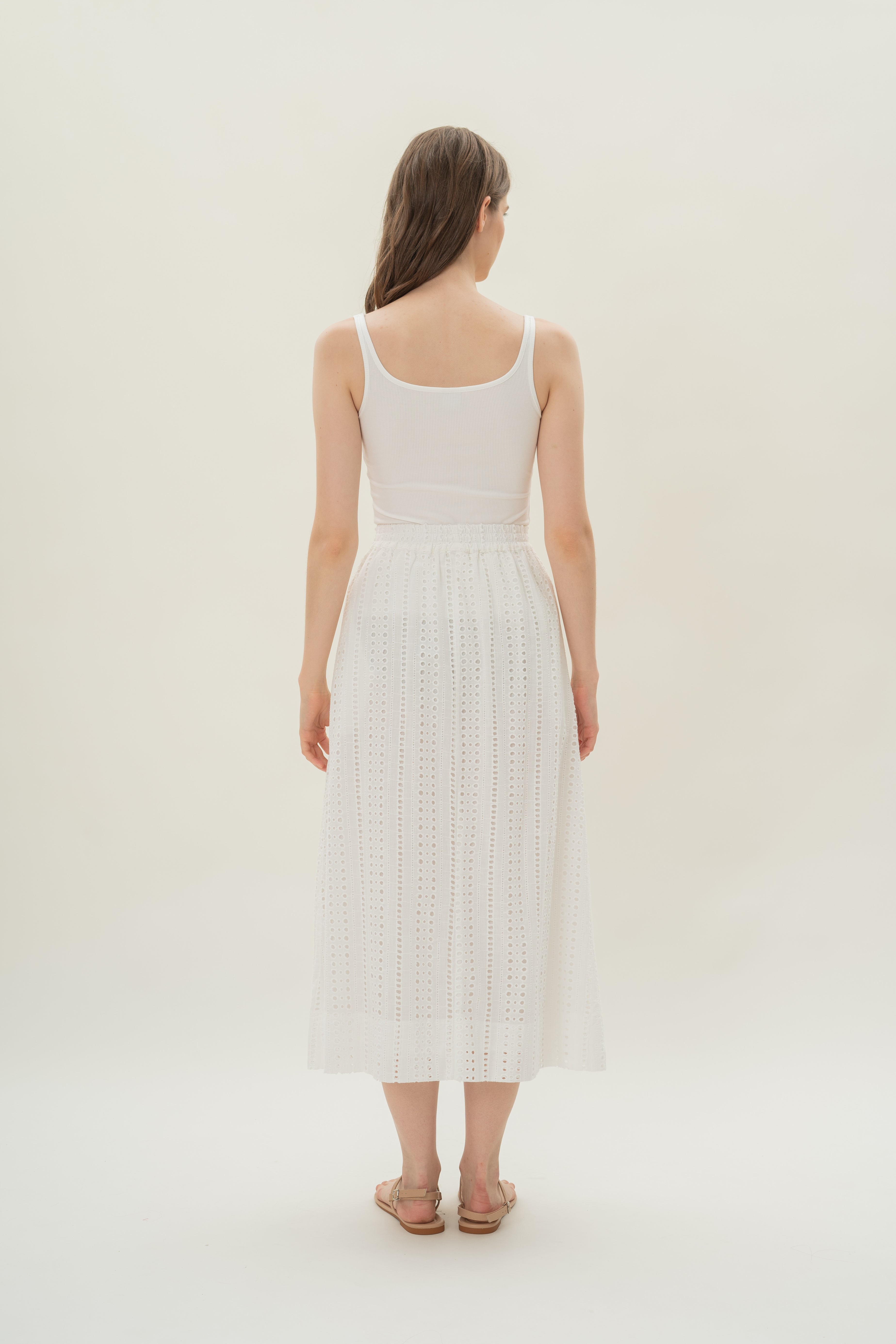 Broderie Anglaise Gathered Waist Skirt in White