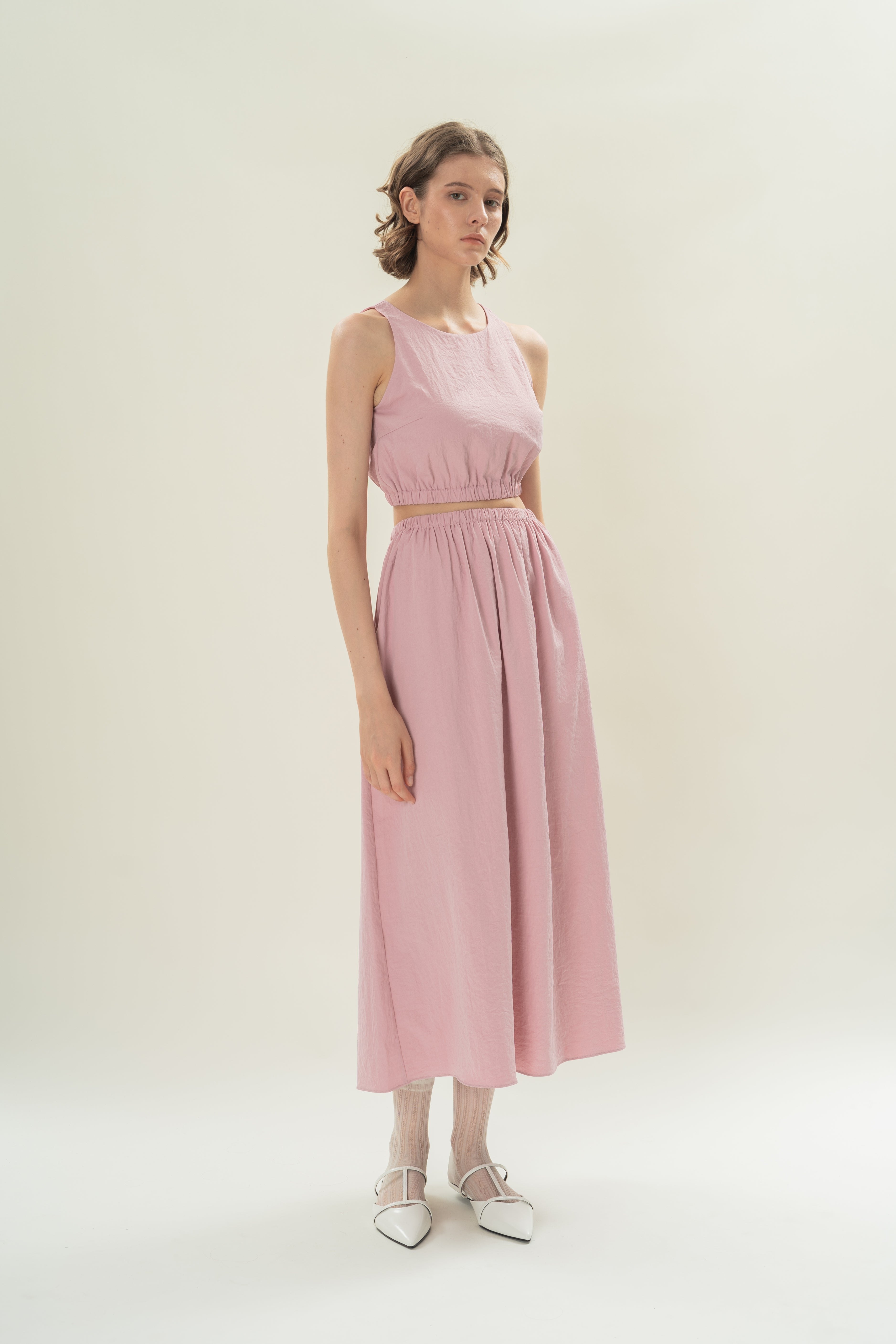 Sleeveless Cropped Gathered Waist Top in Hibiscus