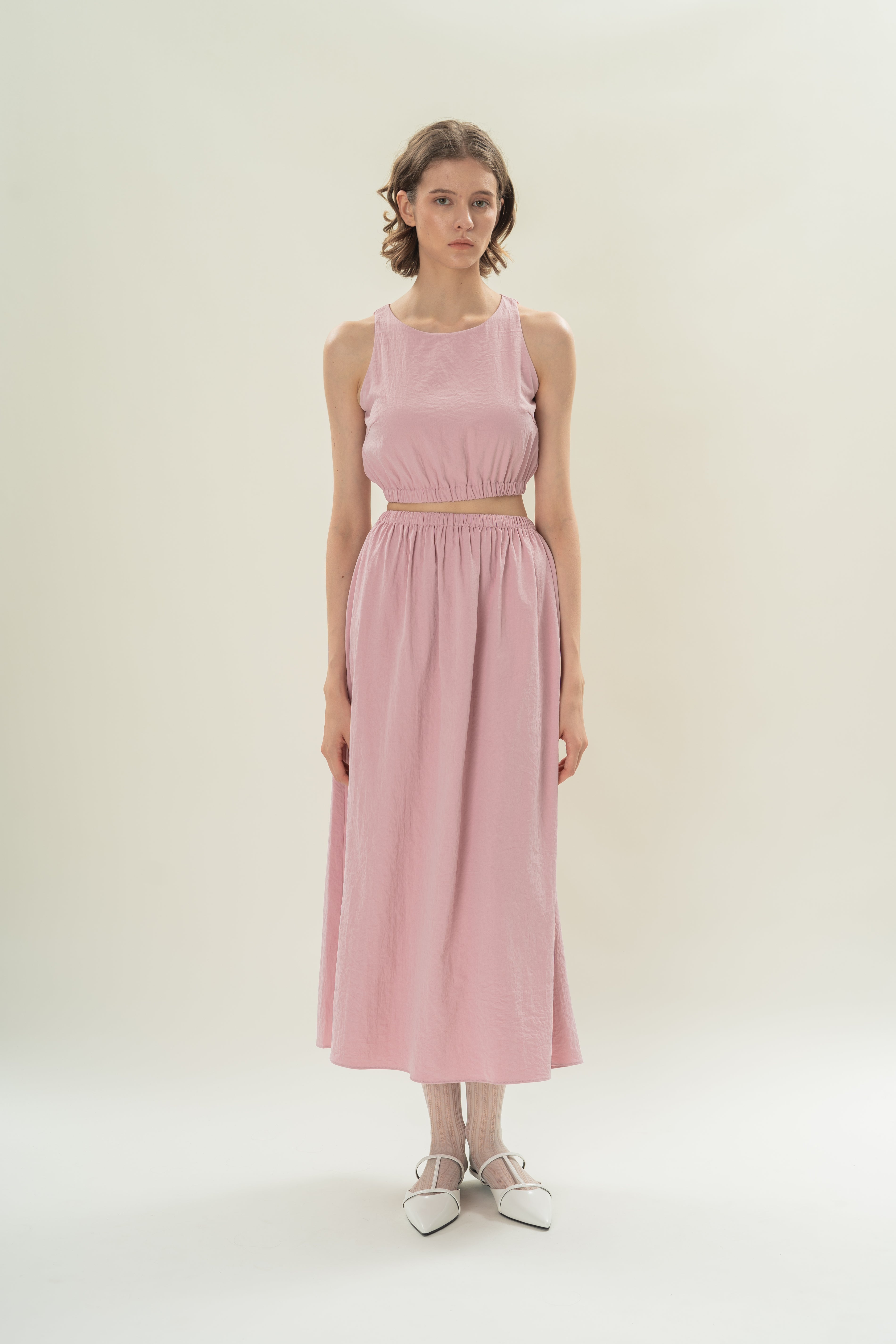 Sleeveless Cropped Gathered Waist Top in Hibiscus