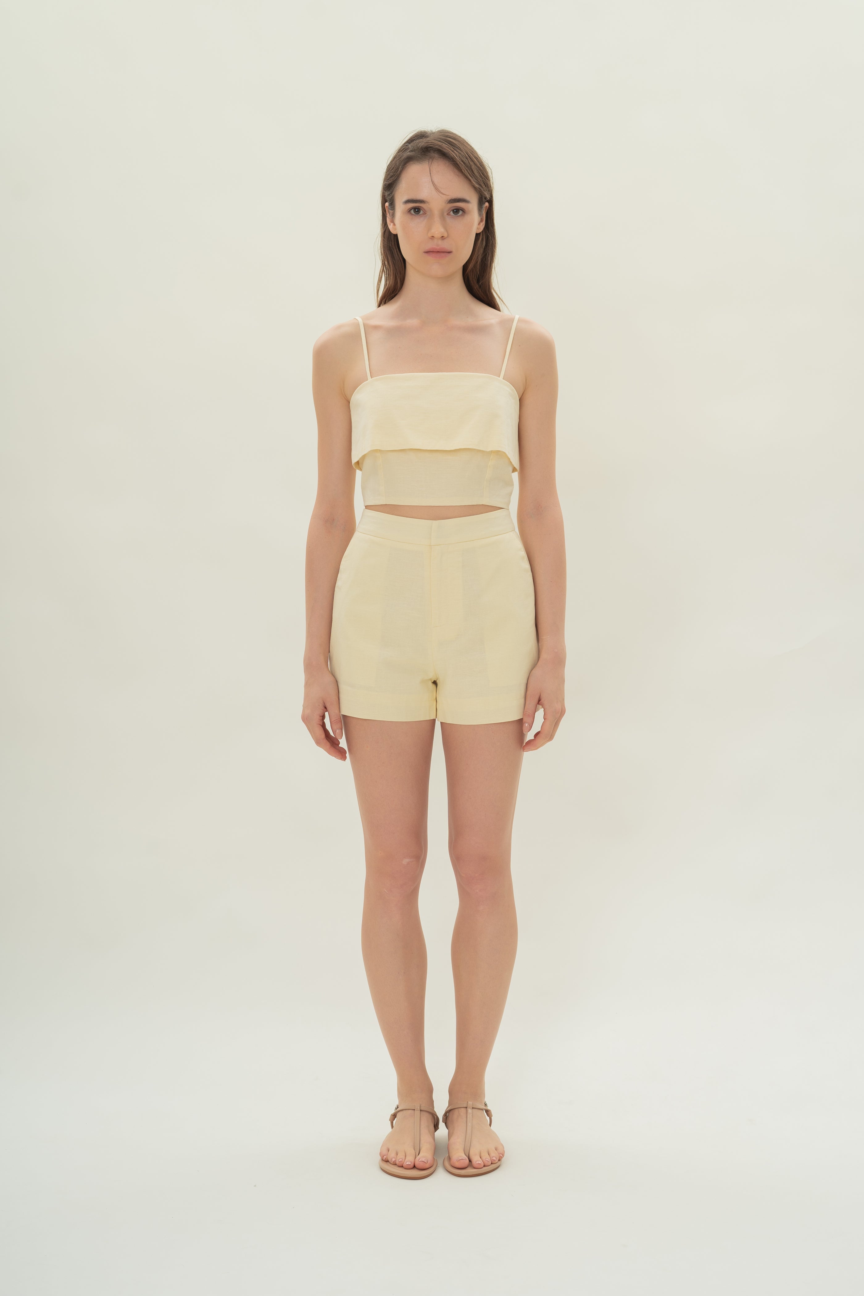 Relaxed Textured Linen Shorts in Eggnog