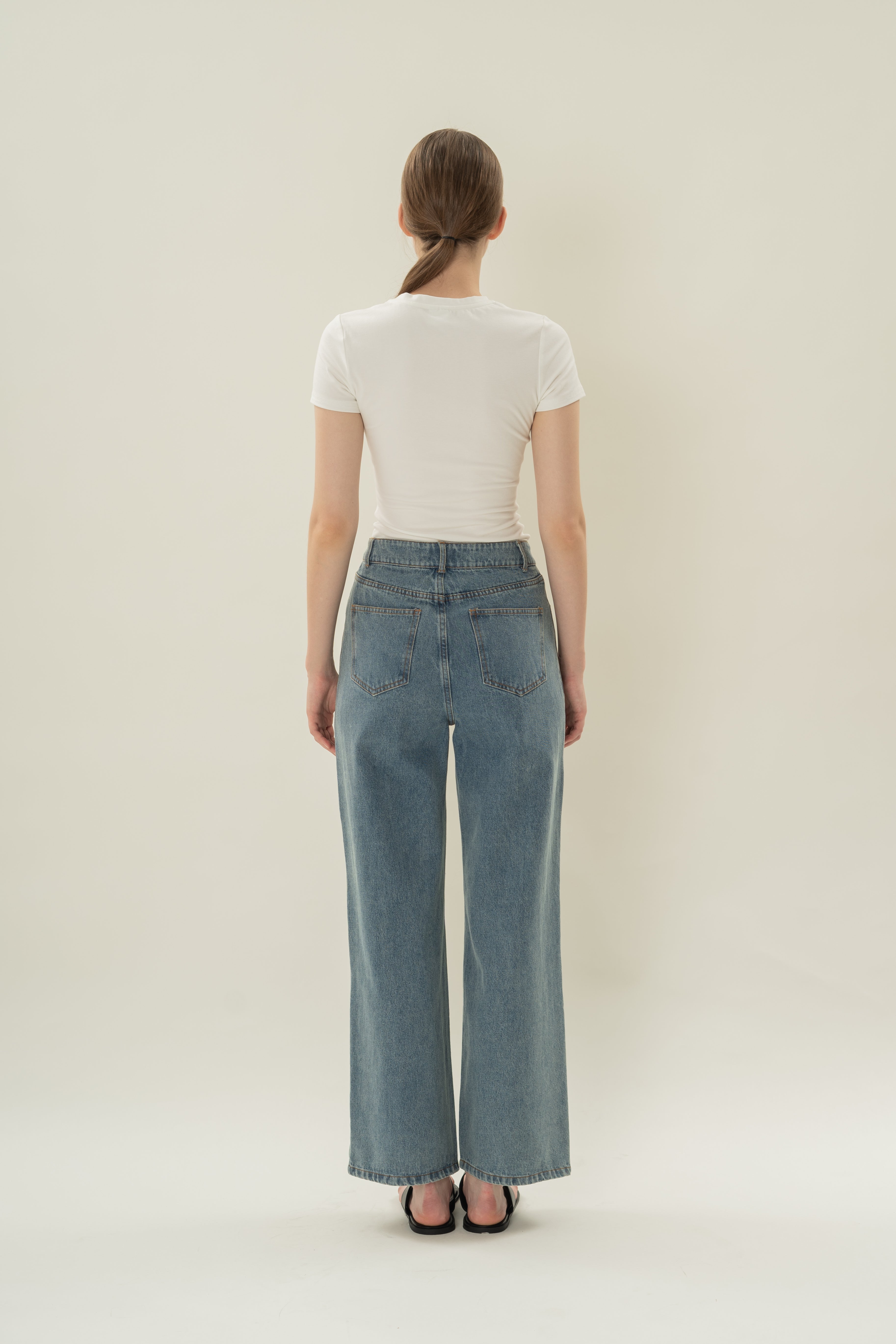 Petite Studios Classic Straight Cut Jeans in Blue Wash