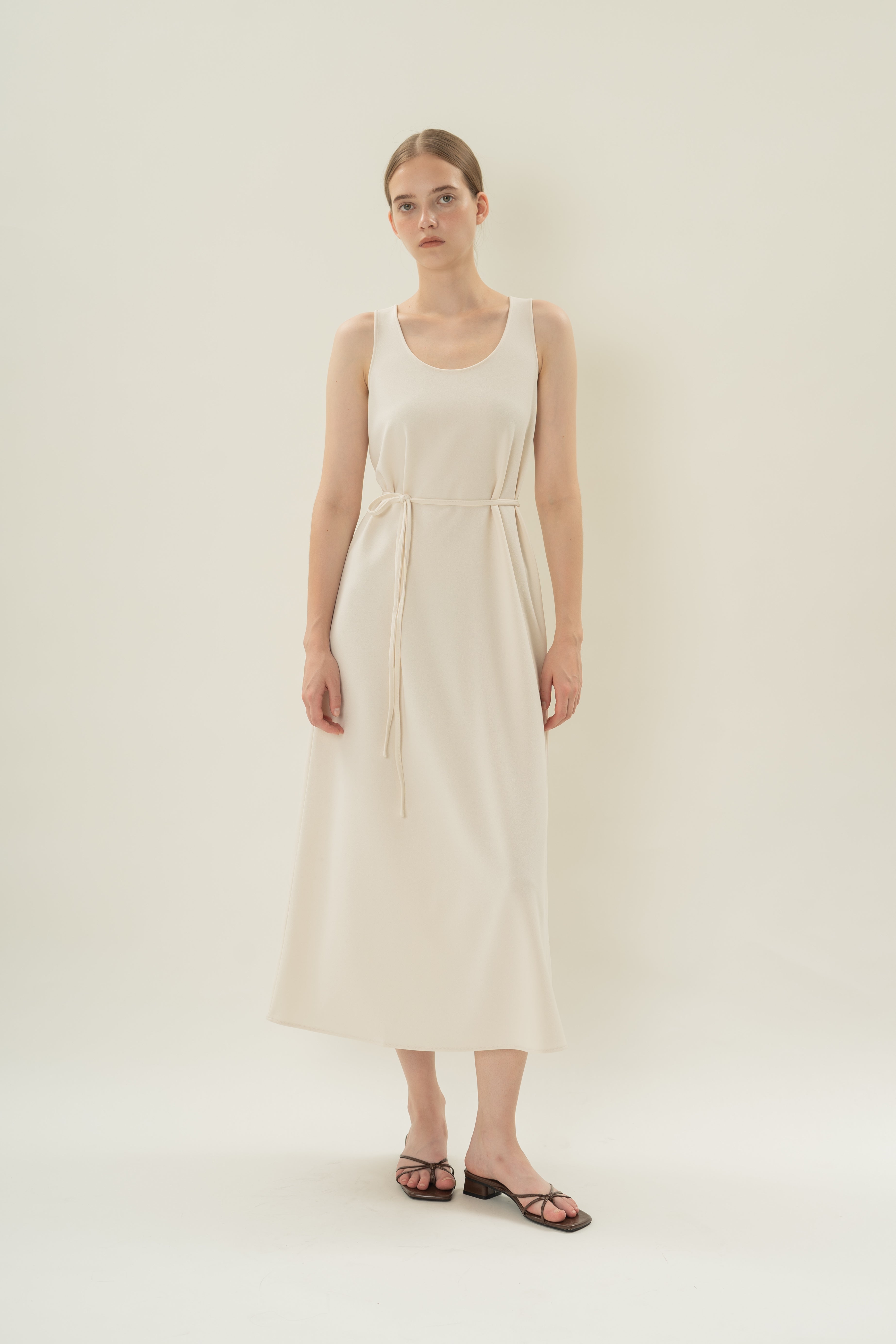 Scoop Neck Sleeveless A-Line Dress in Natural