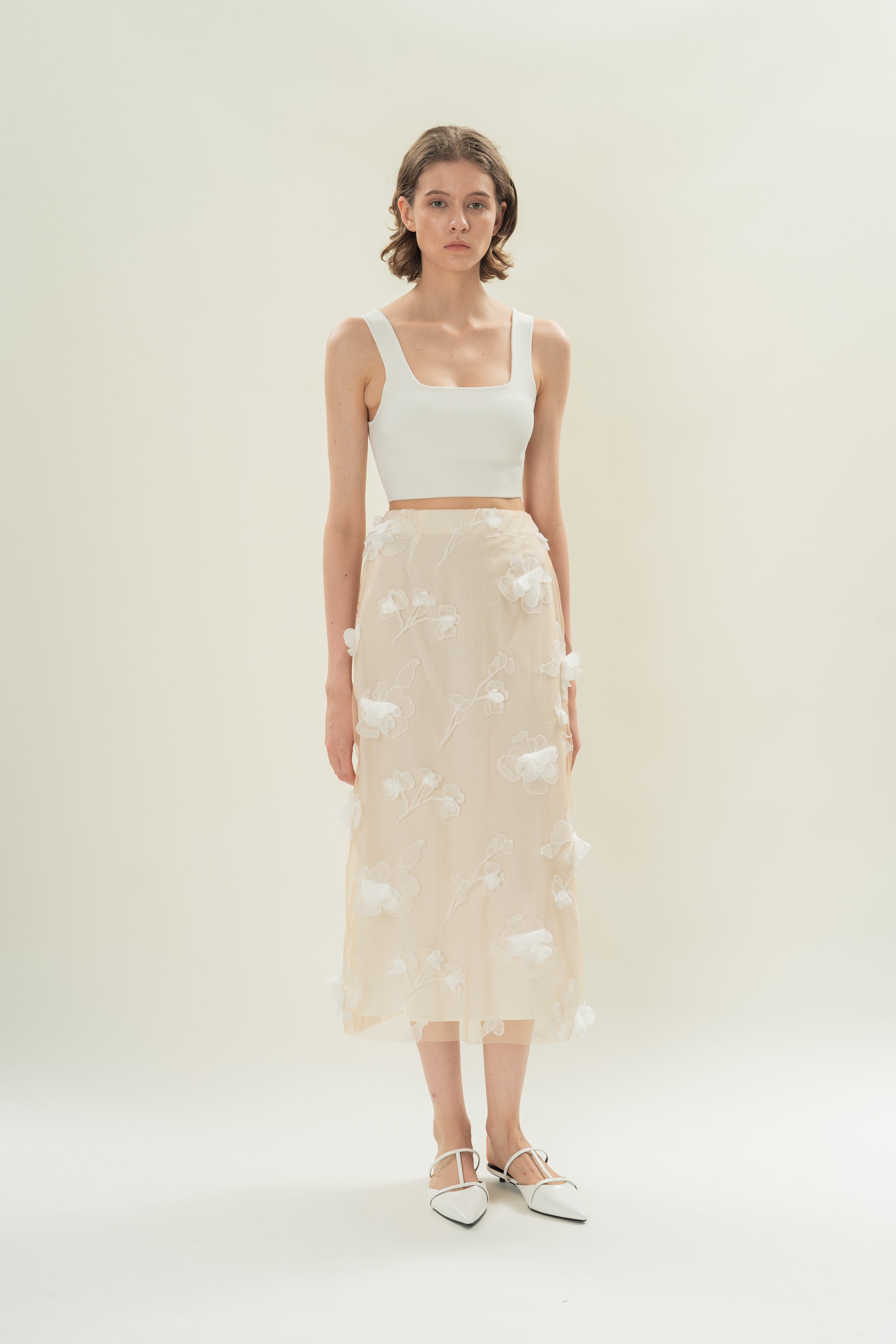 Floral Appliquéd Straight Skirt in Off-White