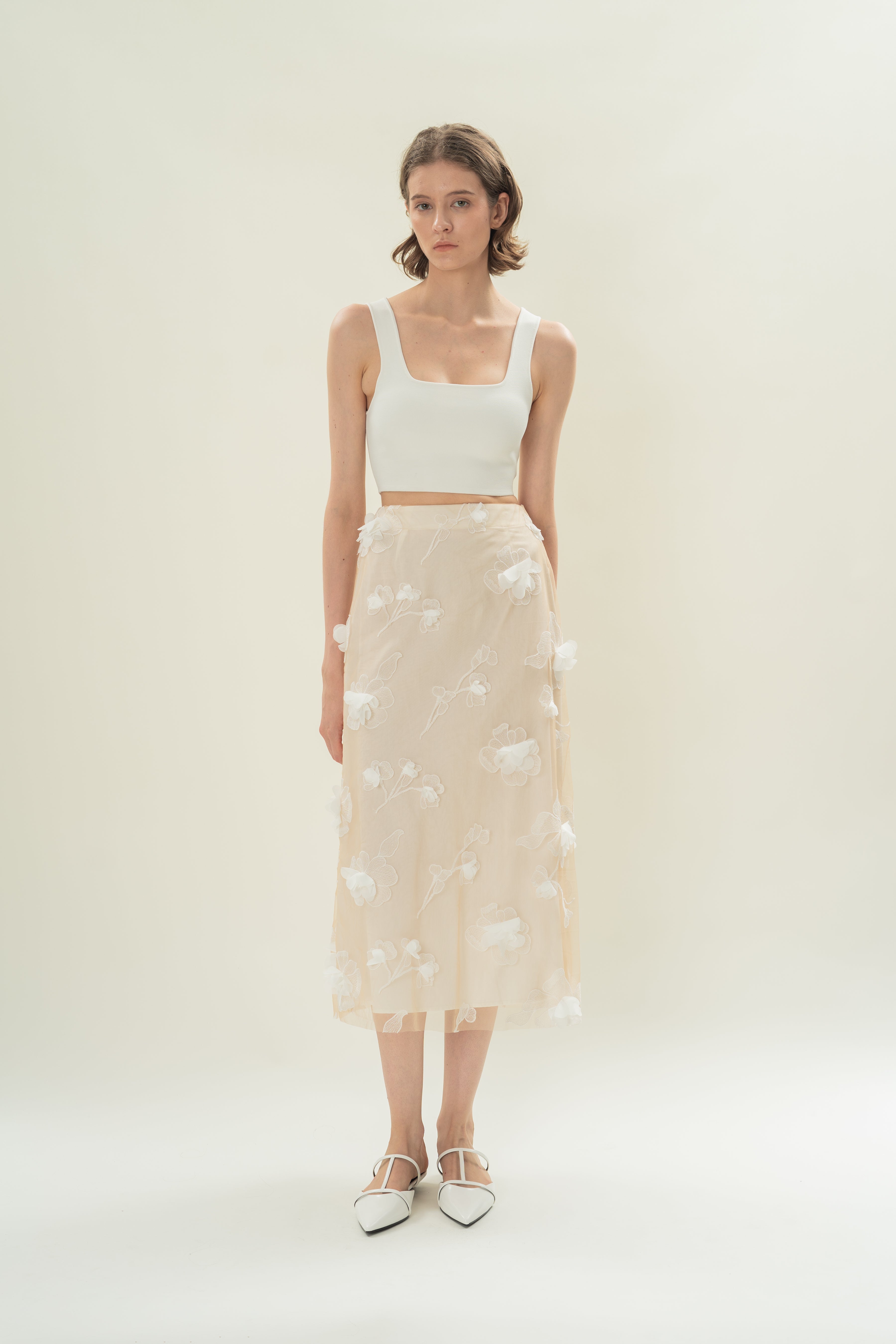 Floral Appliquéd Straight Skirt in Off-White