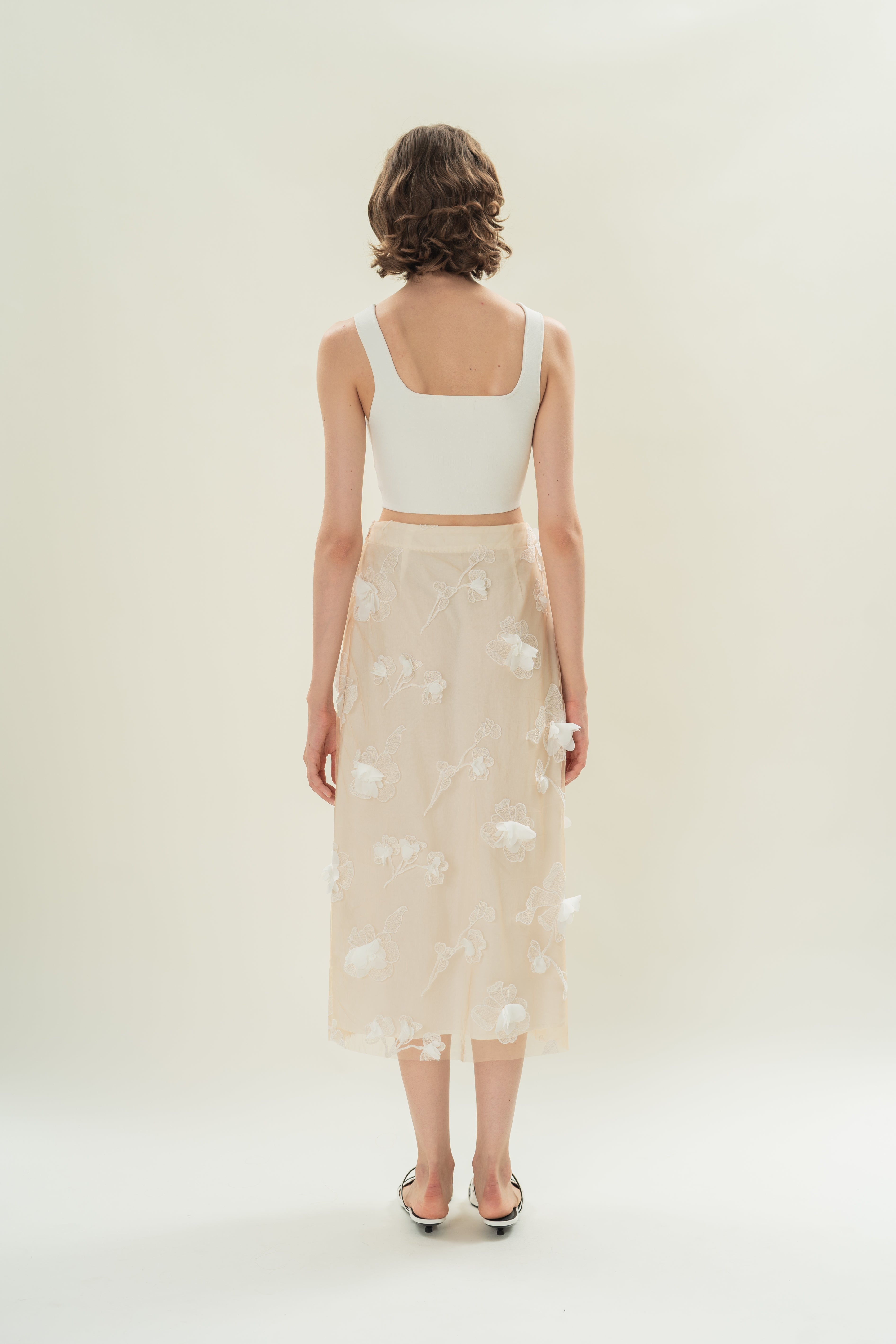 Floral Appliquéd Straight Skirt in Off-White