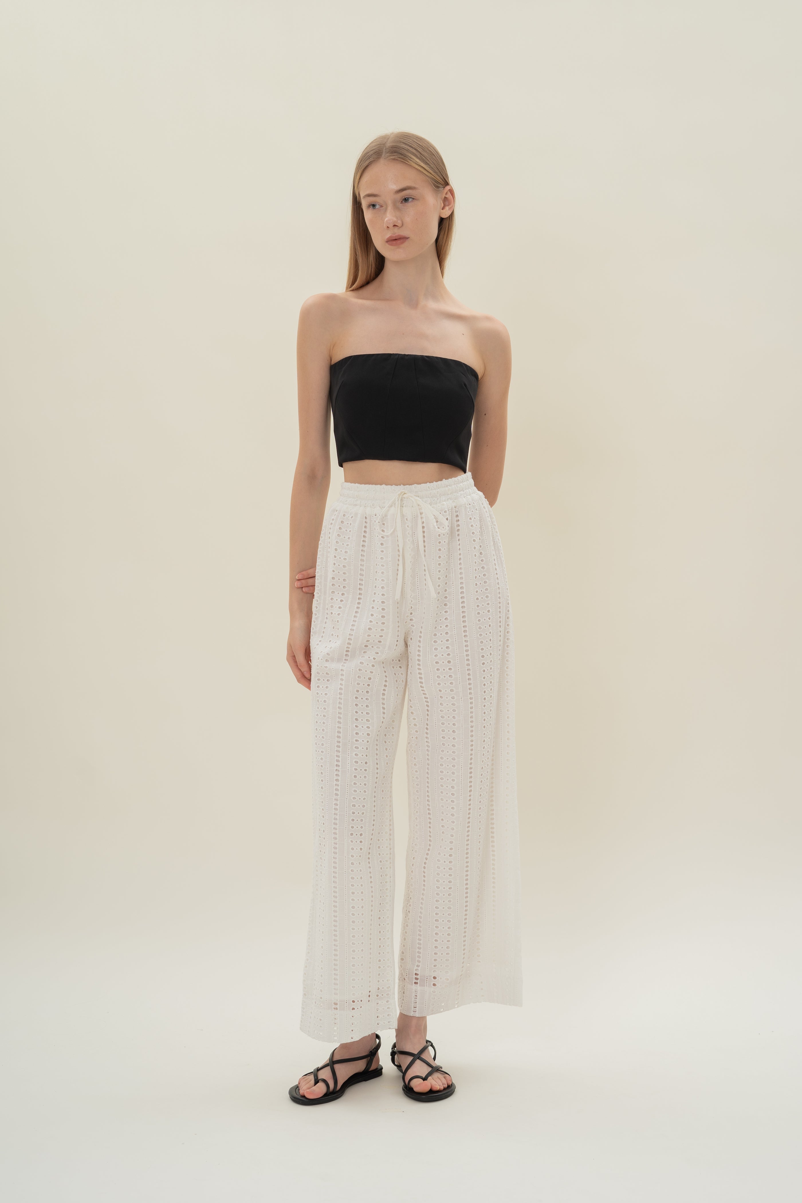 Peru Broderie Anglaise Relaxed Pants in White