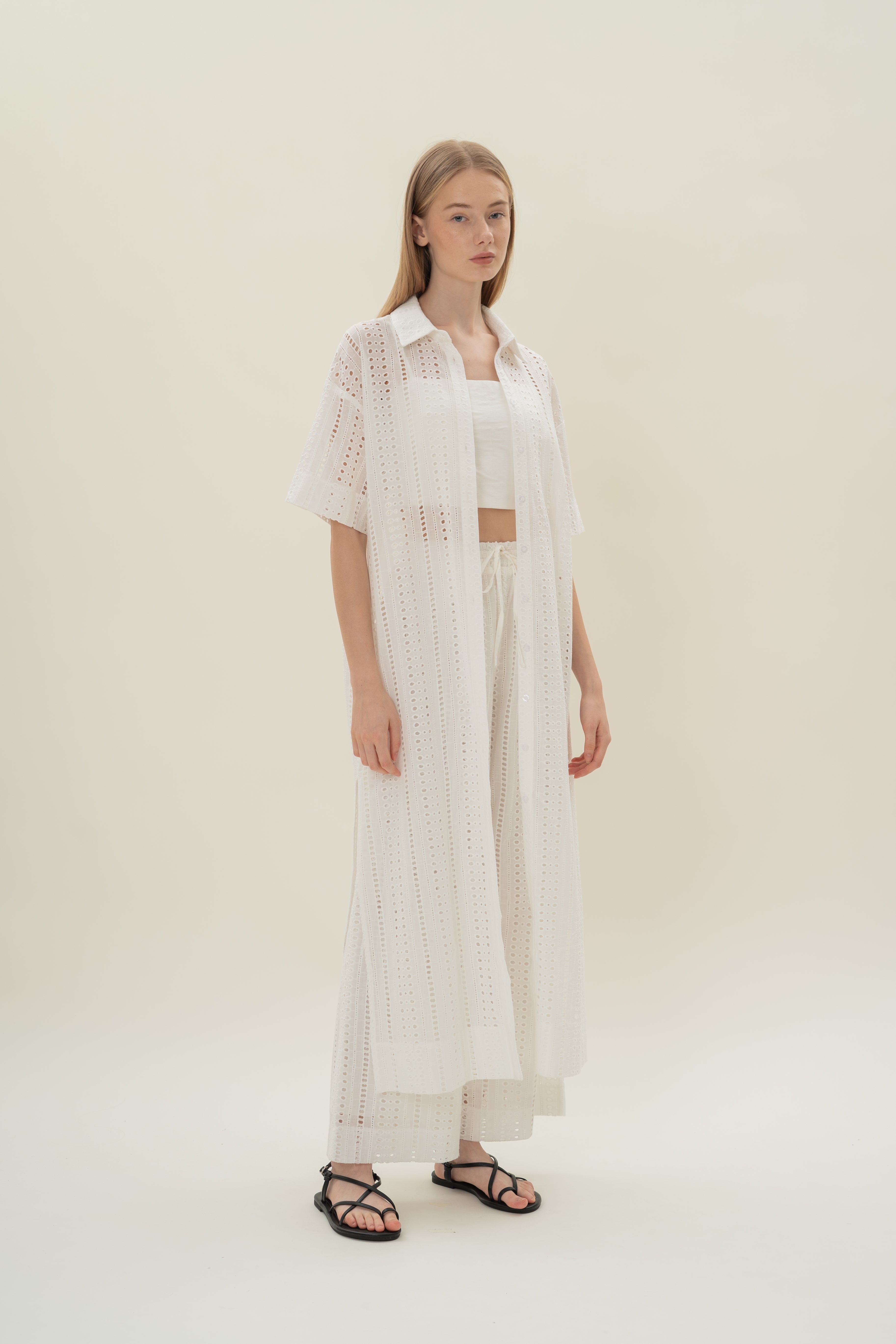 Peru Broderie Anglaise Long Overshirt in White
