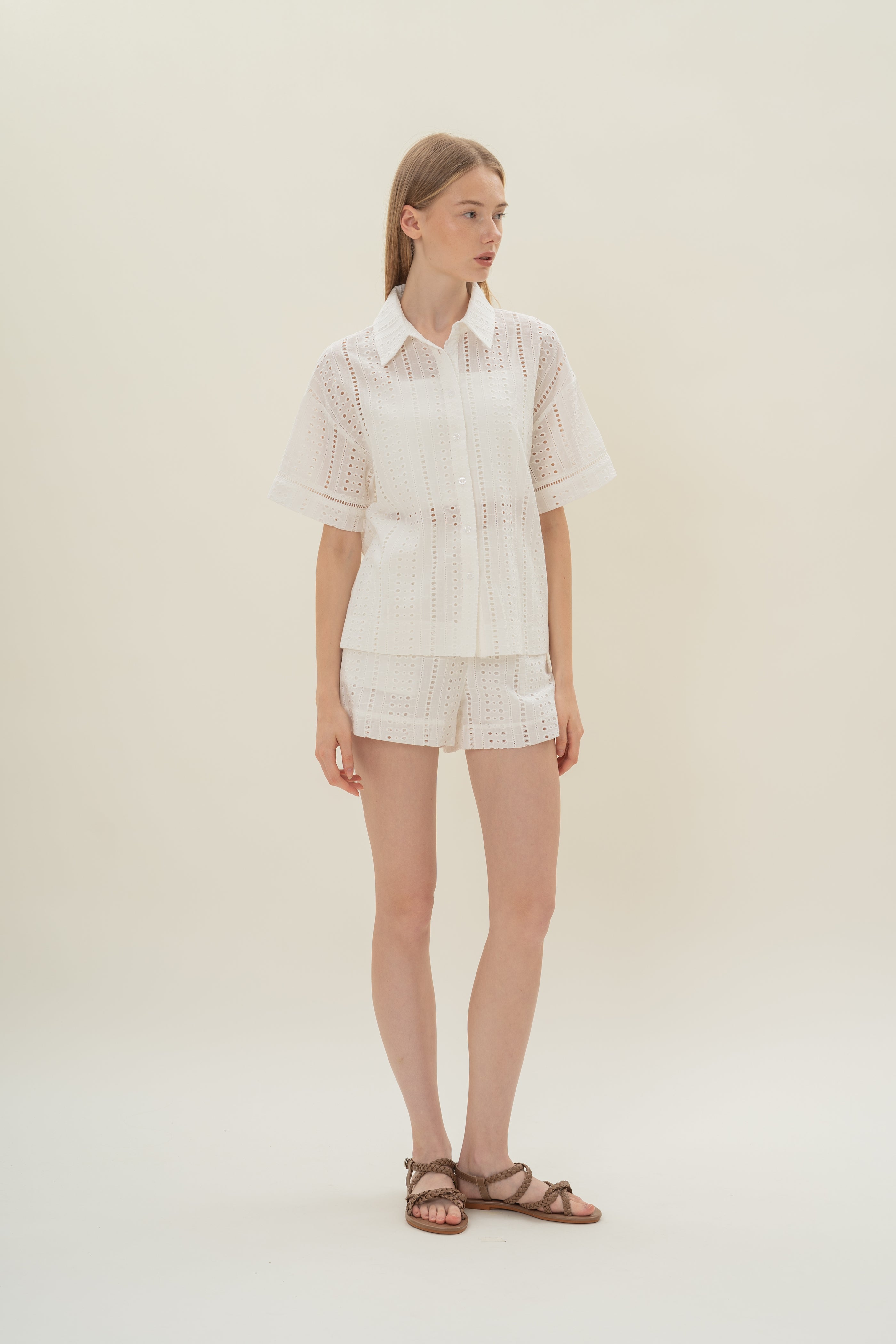 Peru Broderie Anglaise Relaxed Overshirt in White