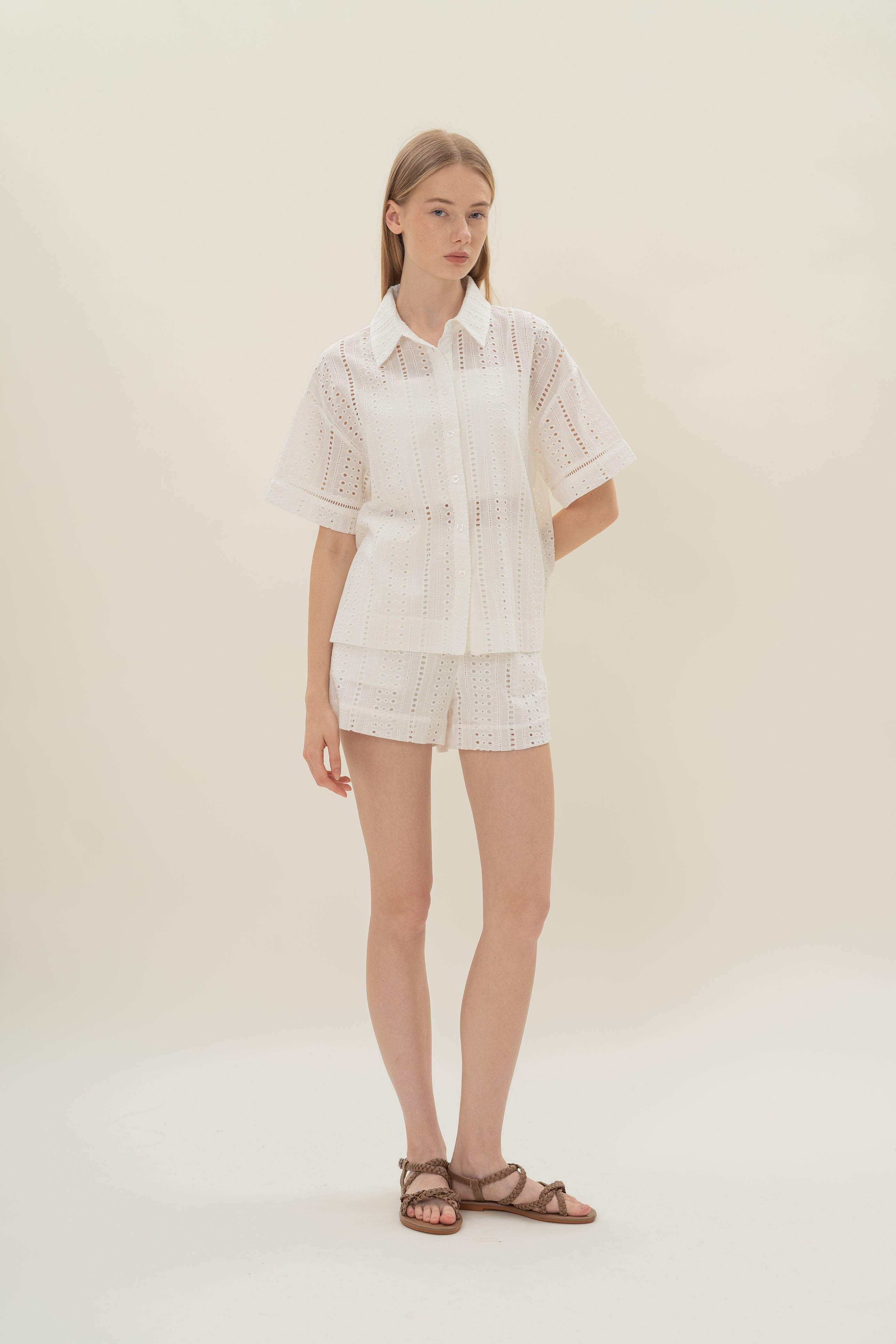 Peru Broderie Anglaise Relaxed Overshirt in White