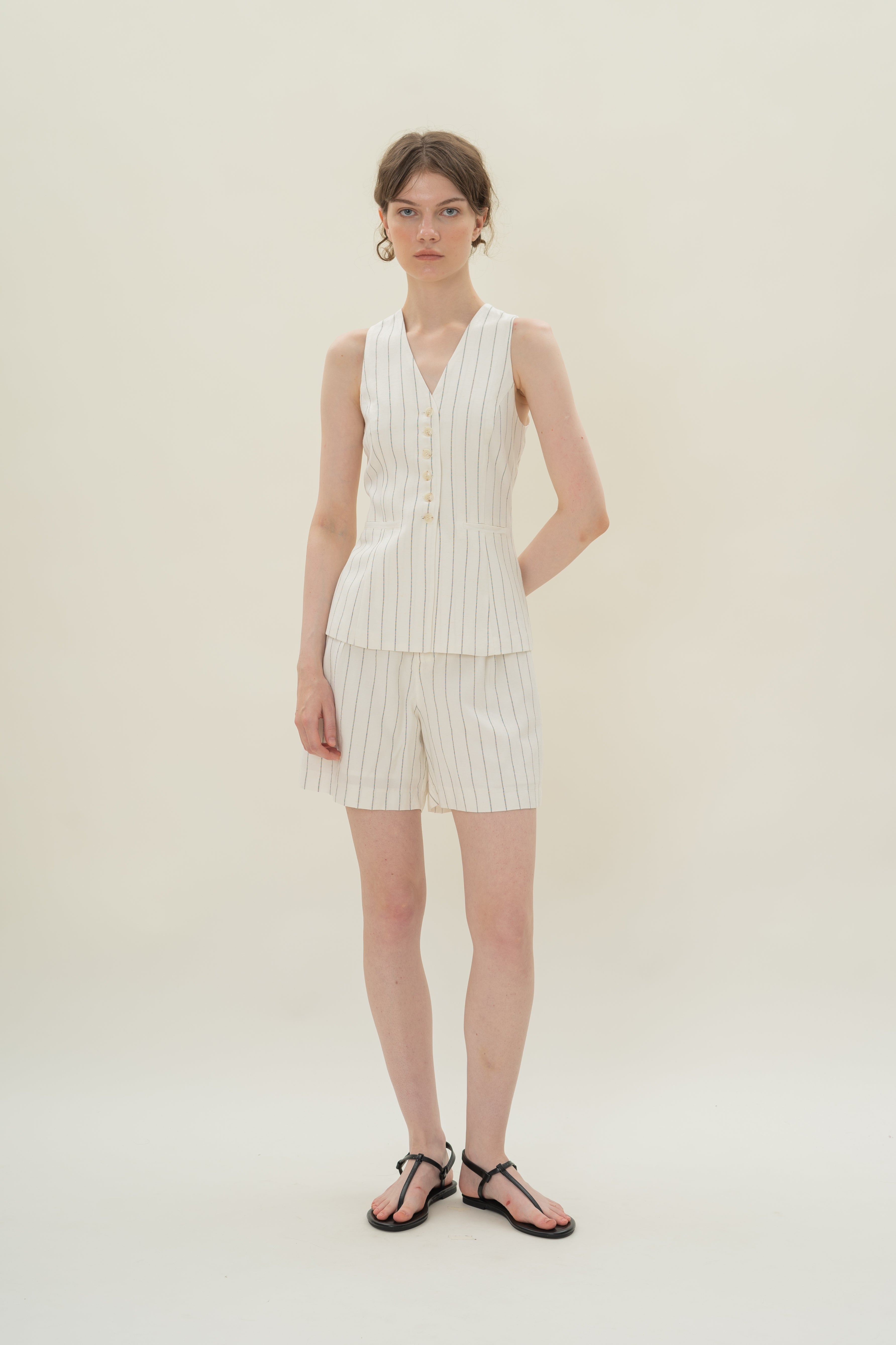 Pleated Linen Long Shorts in White Stripes