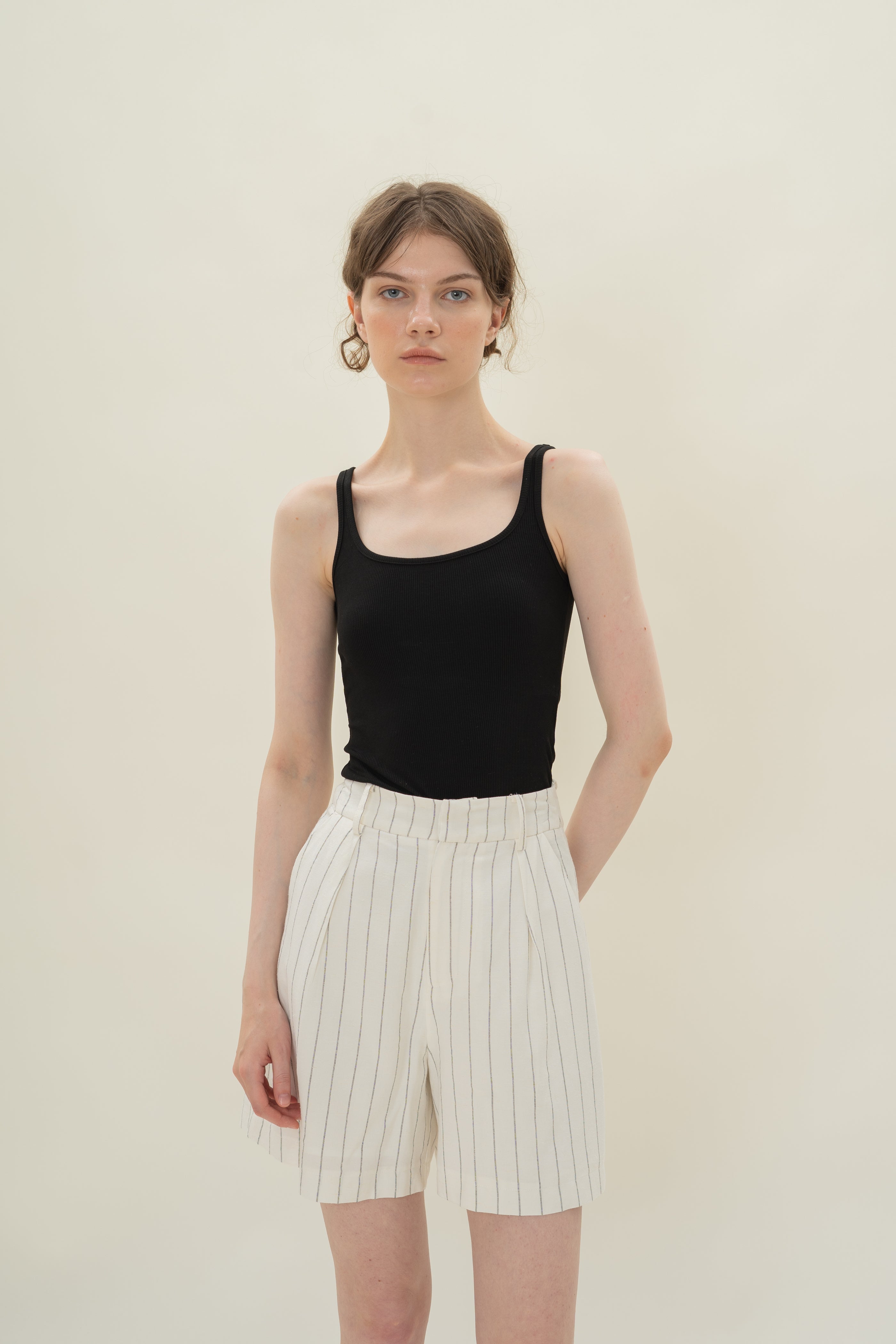 Pleated Linen Long Shorts in White Stripes