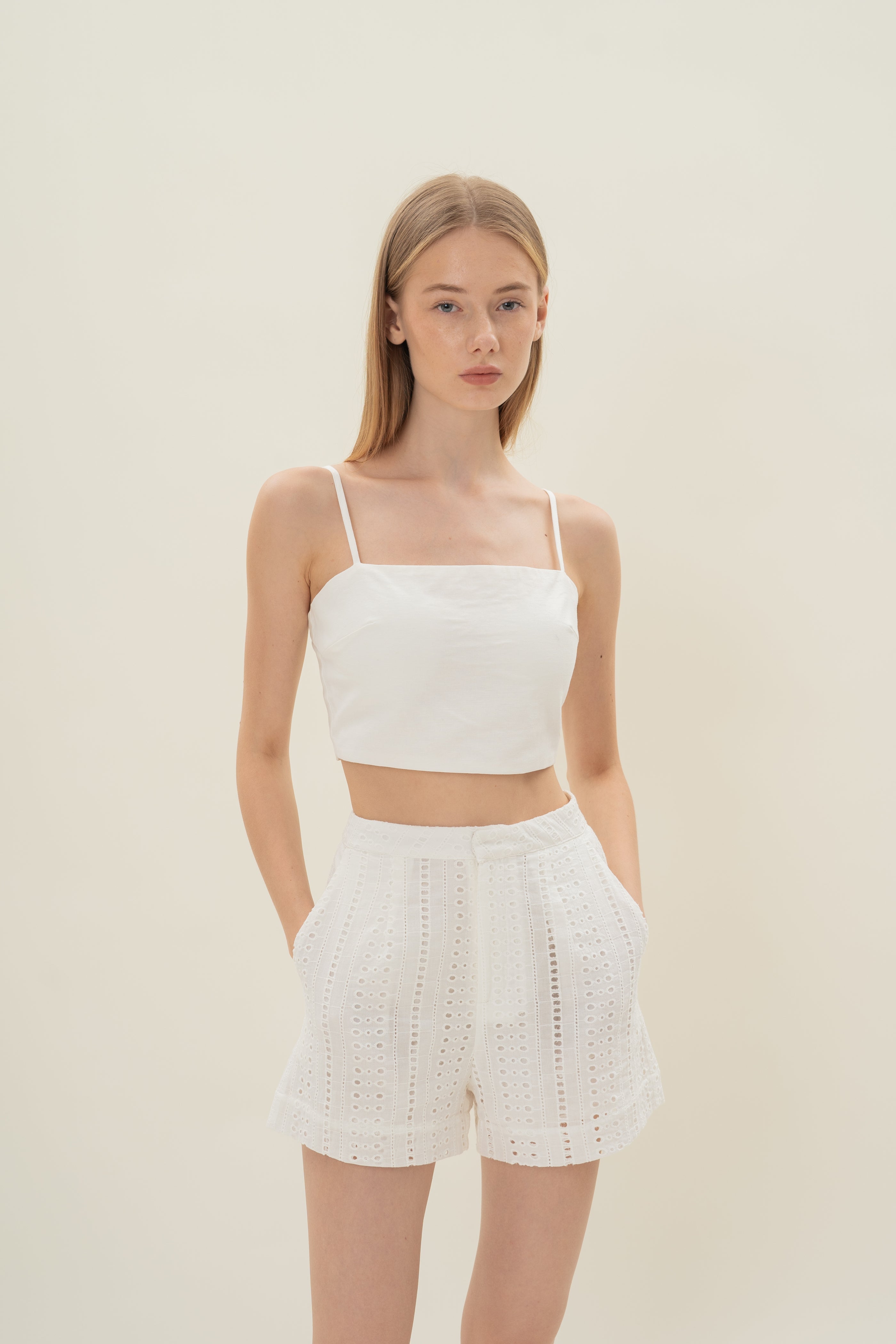 Peru Broderie Anglaise Shorts in White