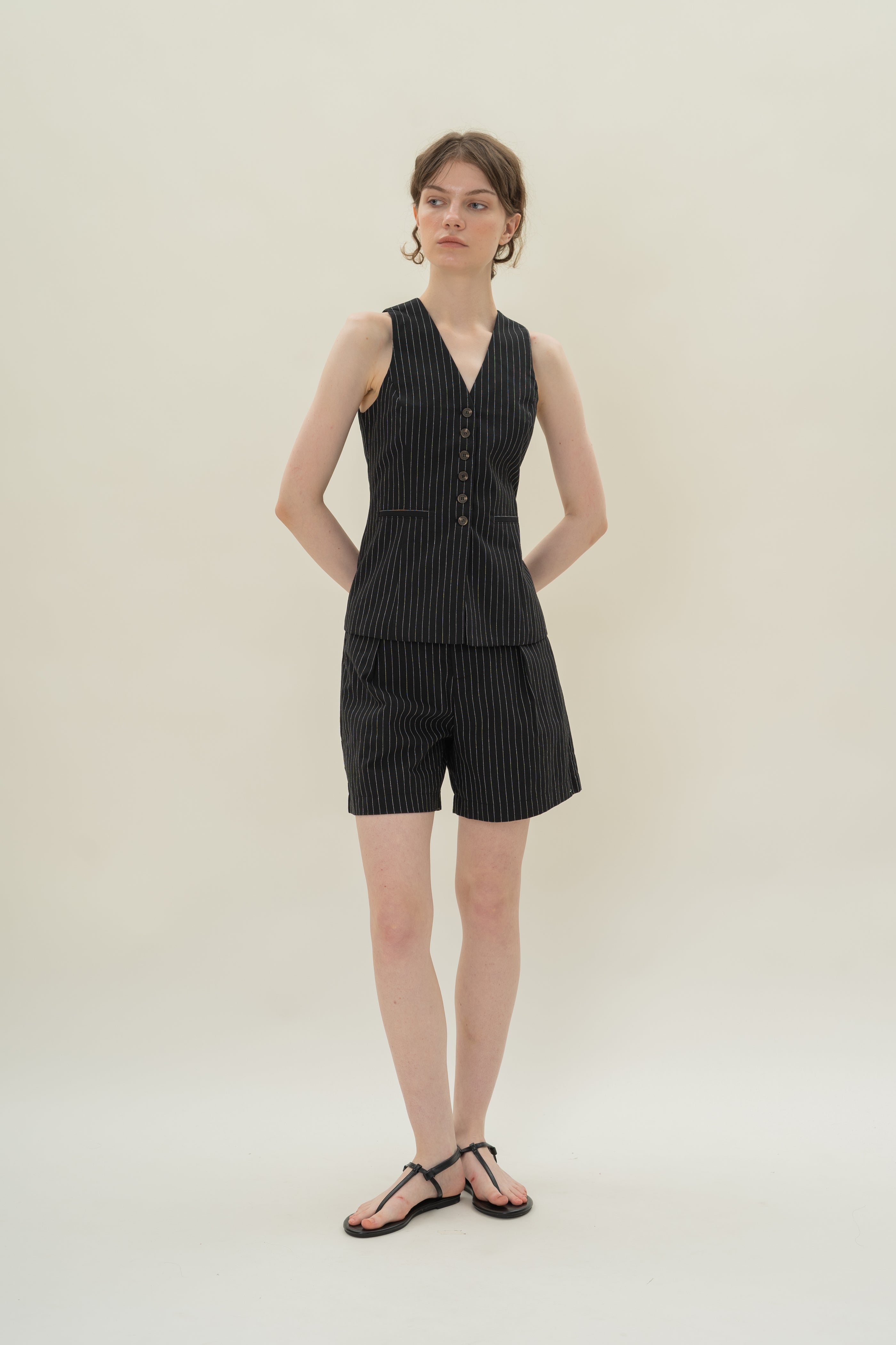 Pleated Linen Long Shorts in Black Stripes