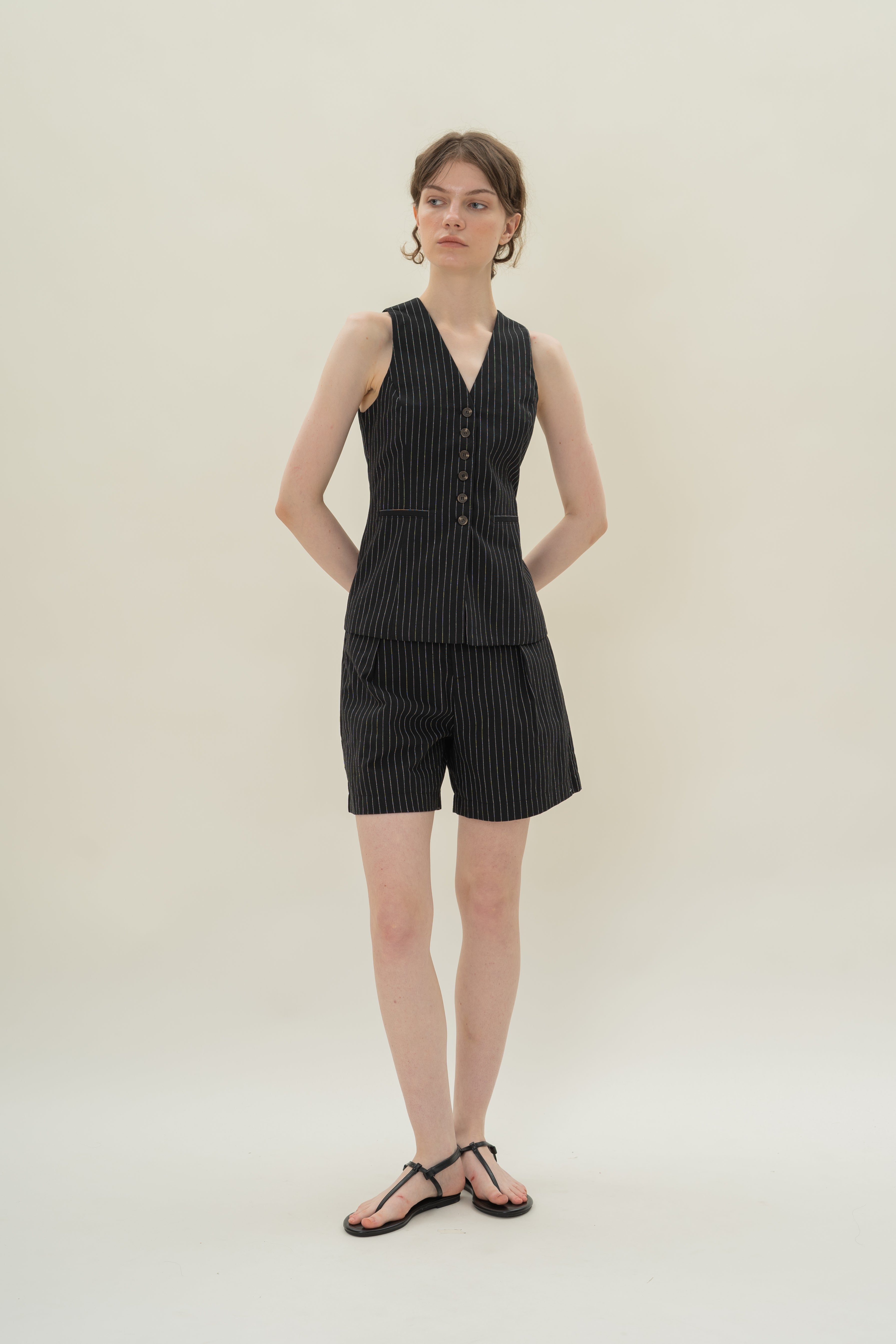 Pleated Linen Long Shorts in Black Stripes
